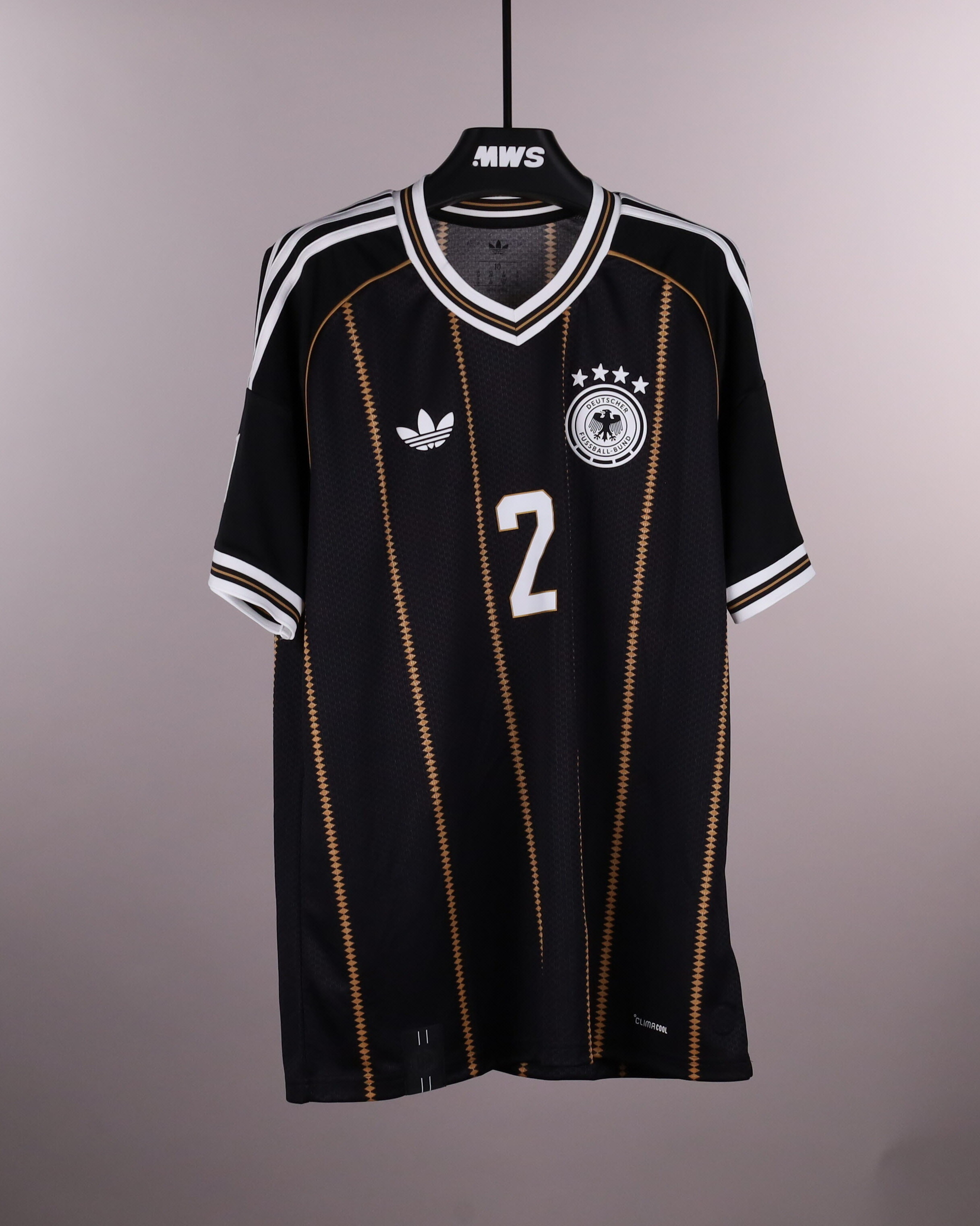 Yann Aurel Bisseck Germany jersey