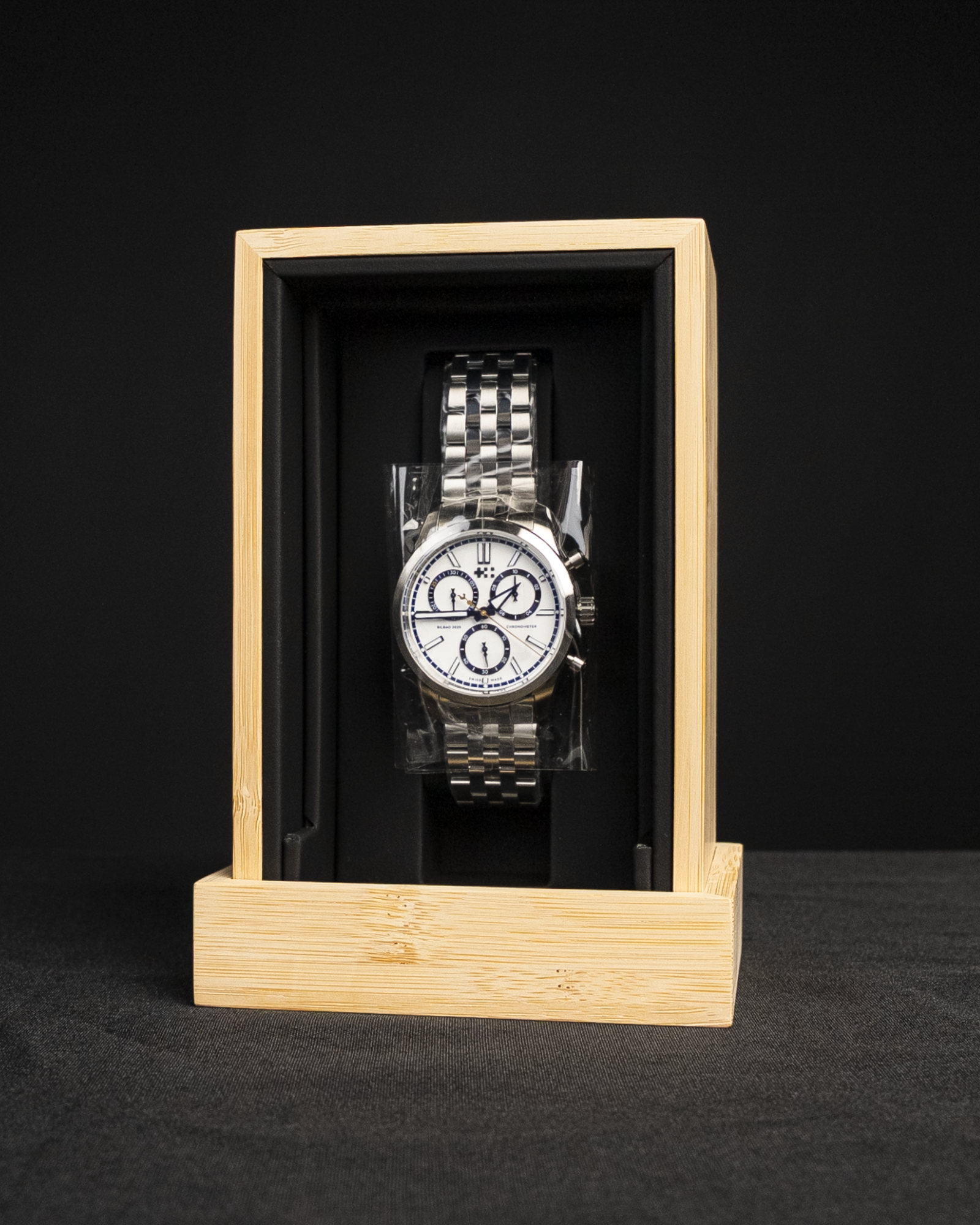 Tottenham x Christopher Ward | C63 Bilbao Chronometer - 3