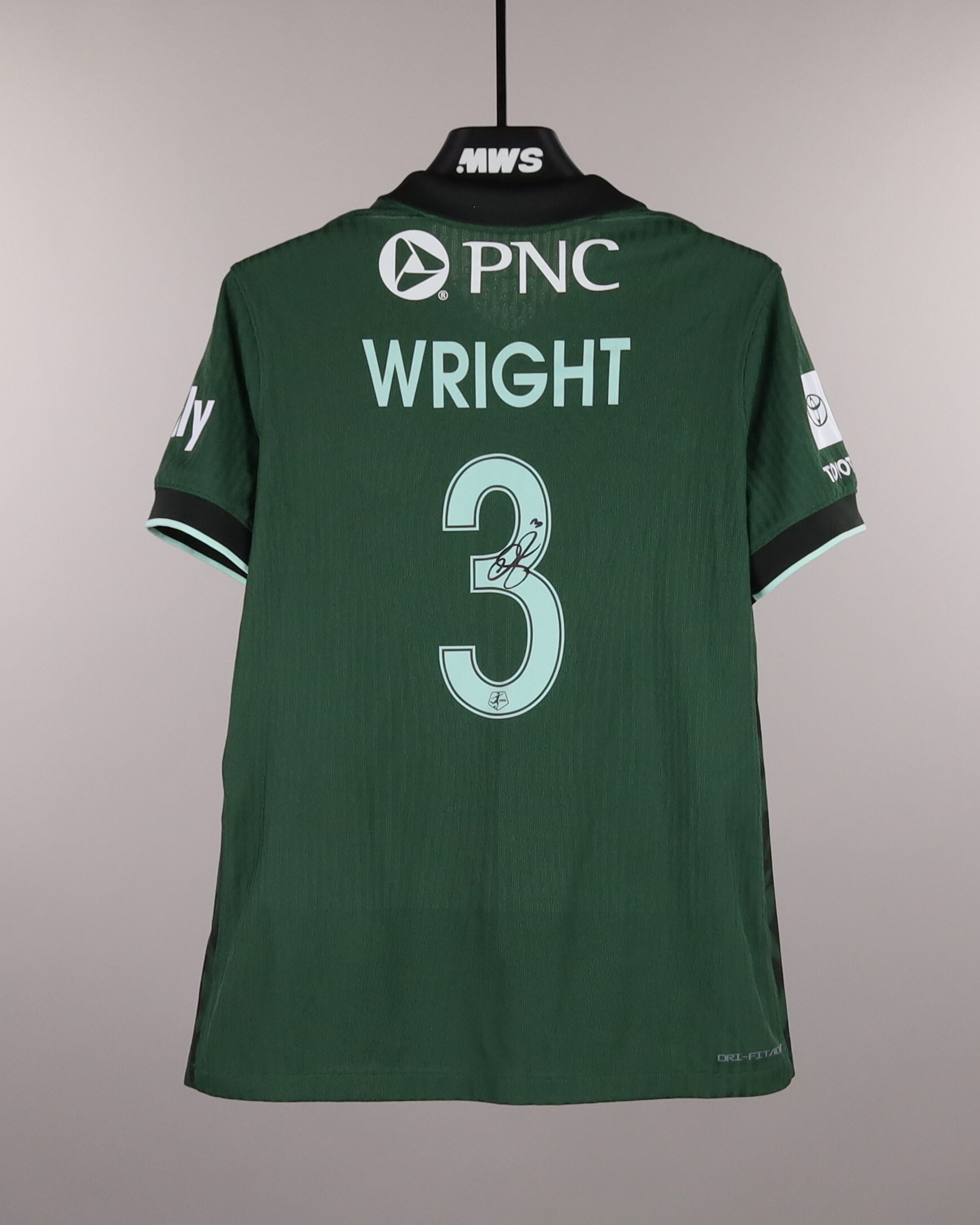 Arin Wright Racing Louisville FC jersey