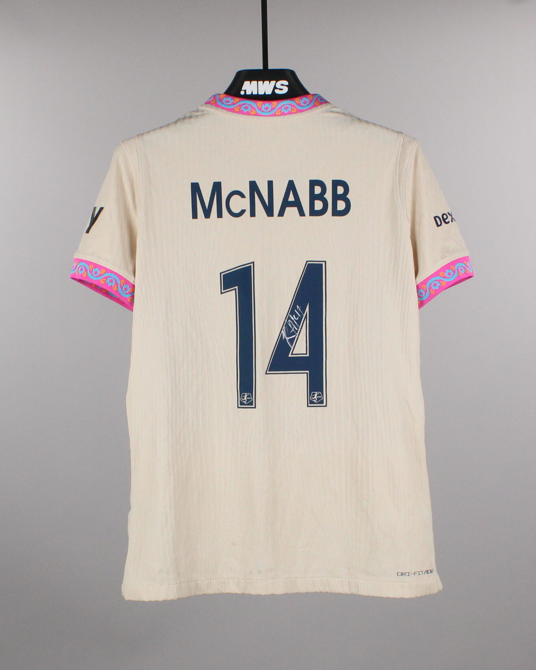 Kristen McNabb San Diego Wave FC jersey