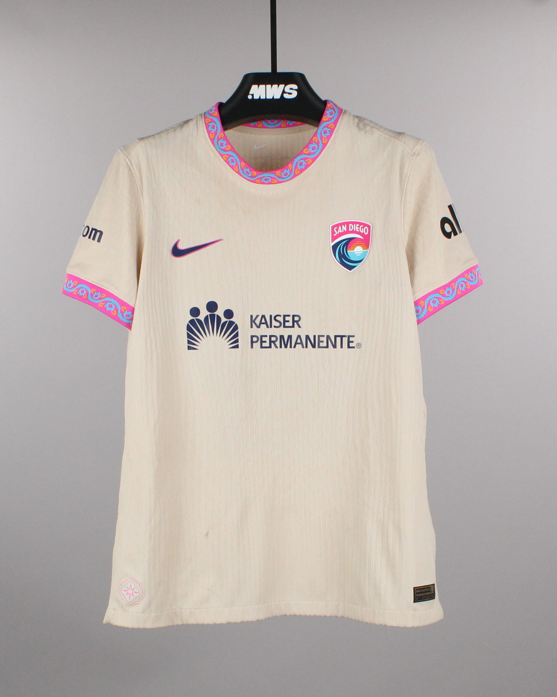 Kristen McNabb San Diego Wave FC jersey