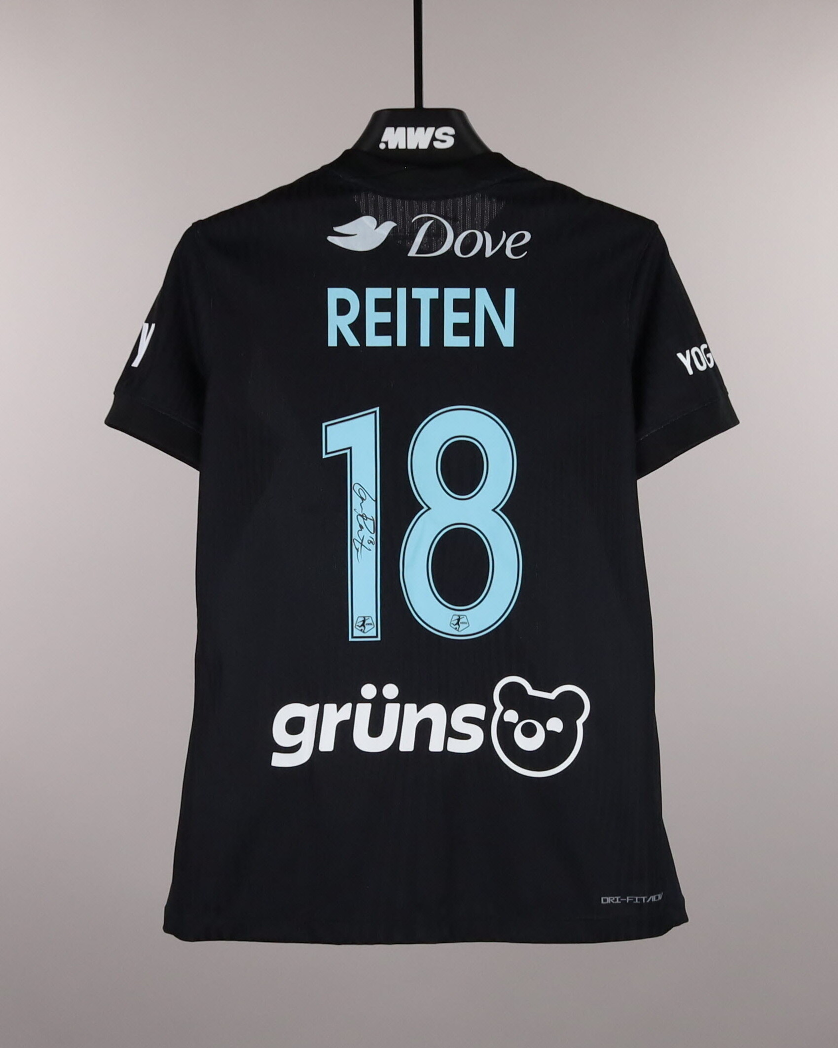 Guro Reiten Gotham FC jersey