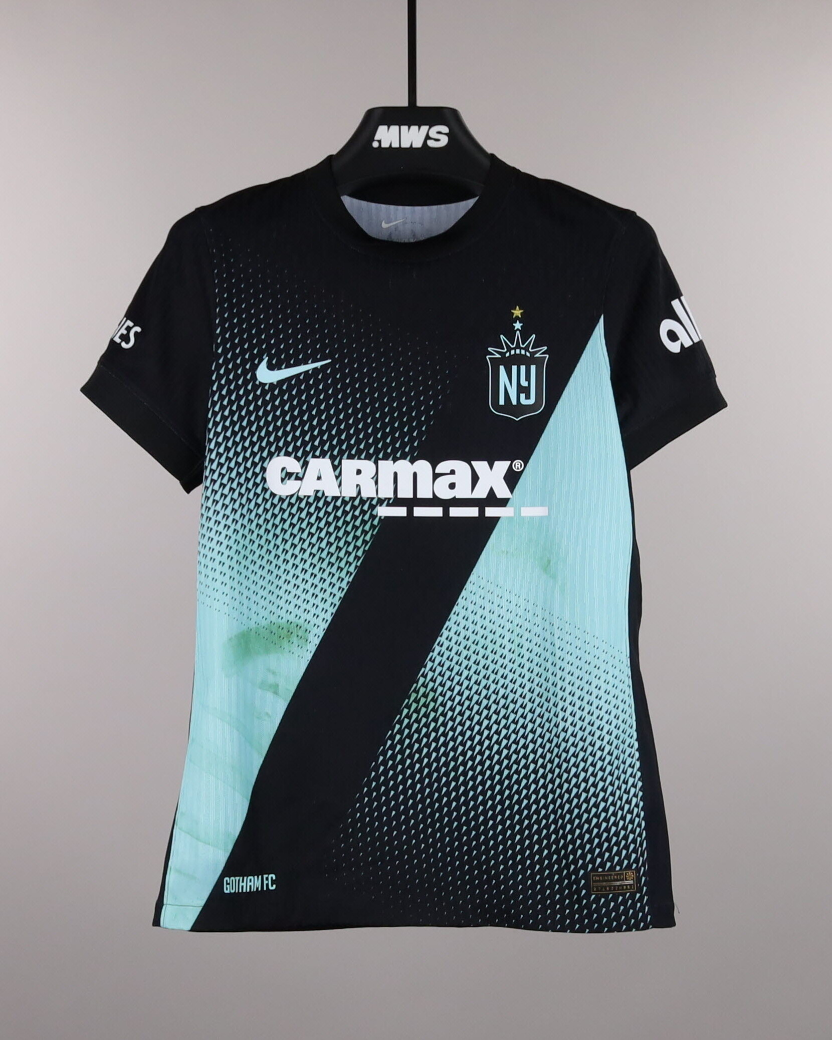 Jordynn Dudley Gotham FC jersey