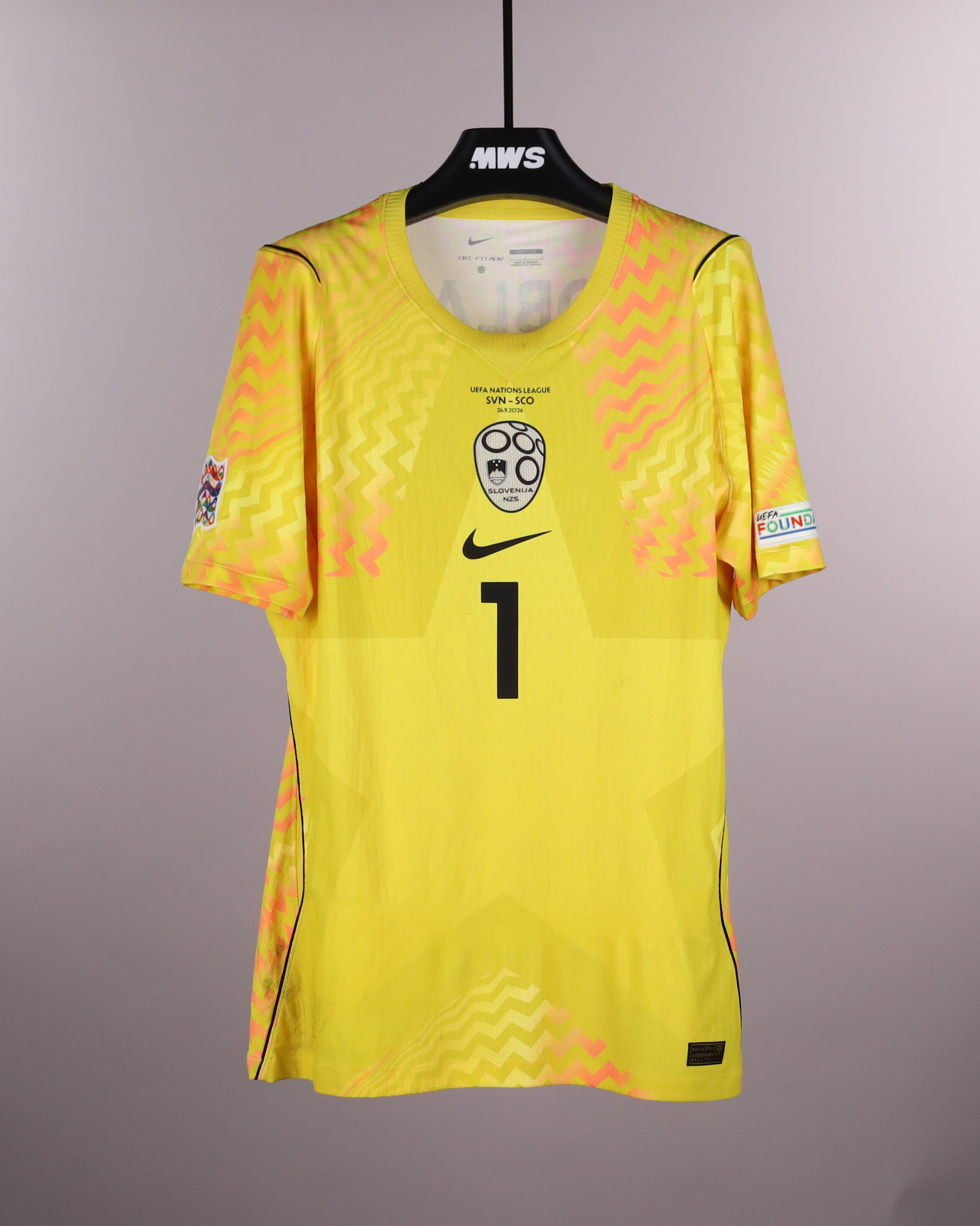 Jan Oblak Slovenia shirt
