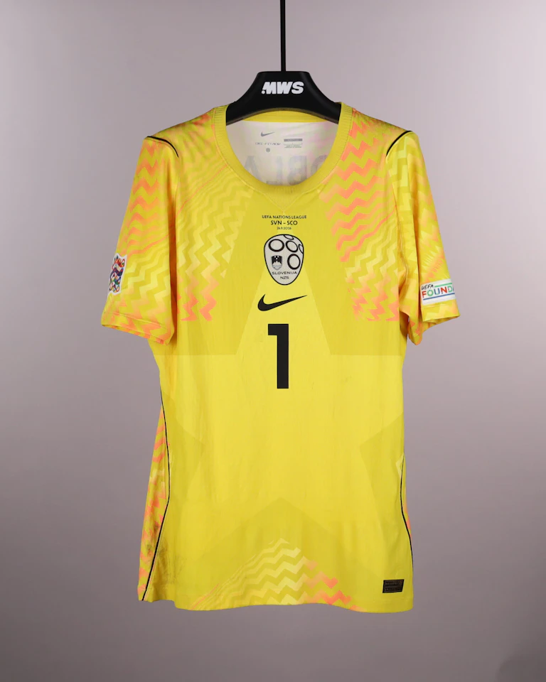 Jan Oblak Slovenia shirt