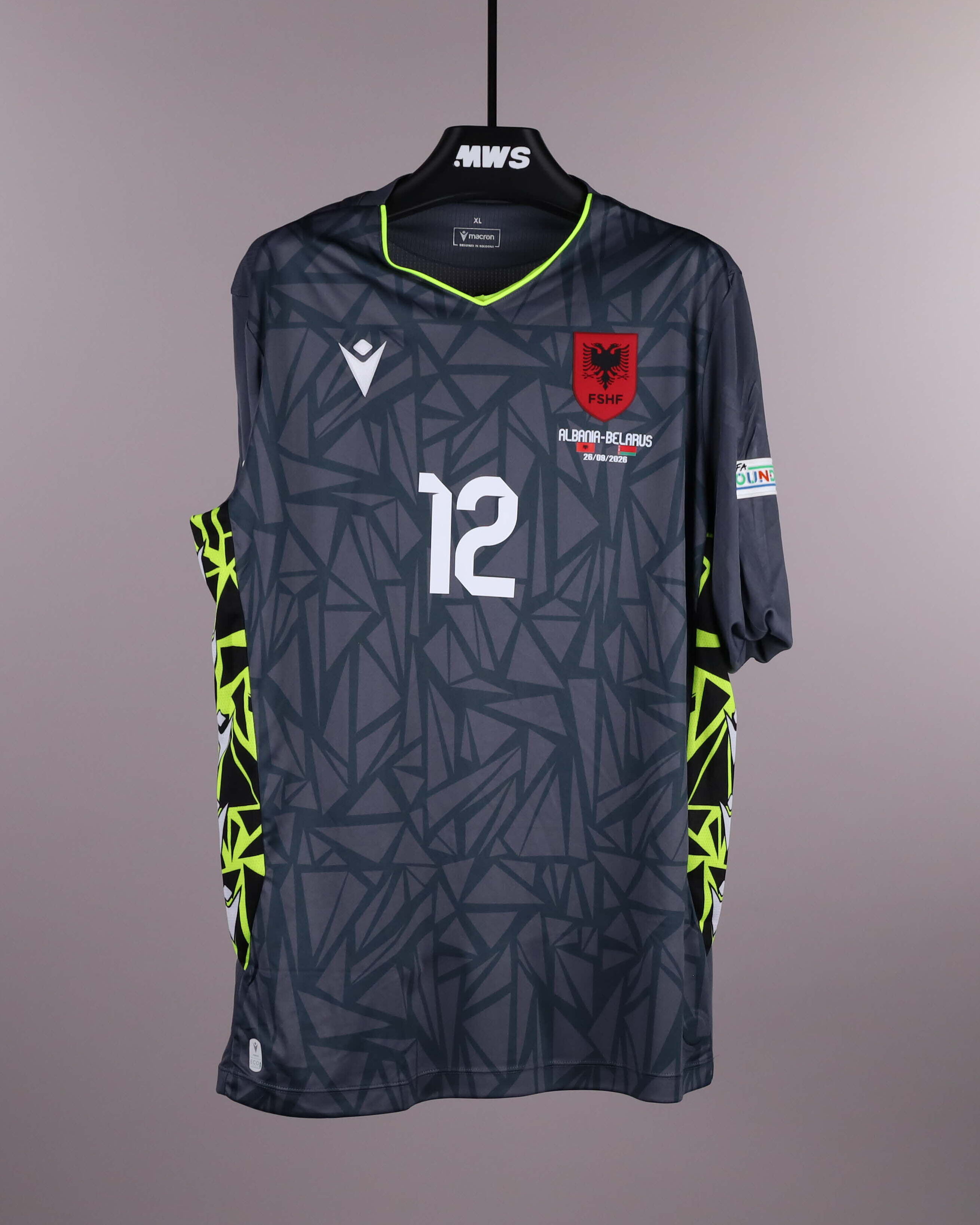 Alen Sherri Albania shirt