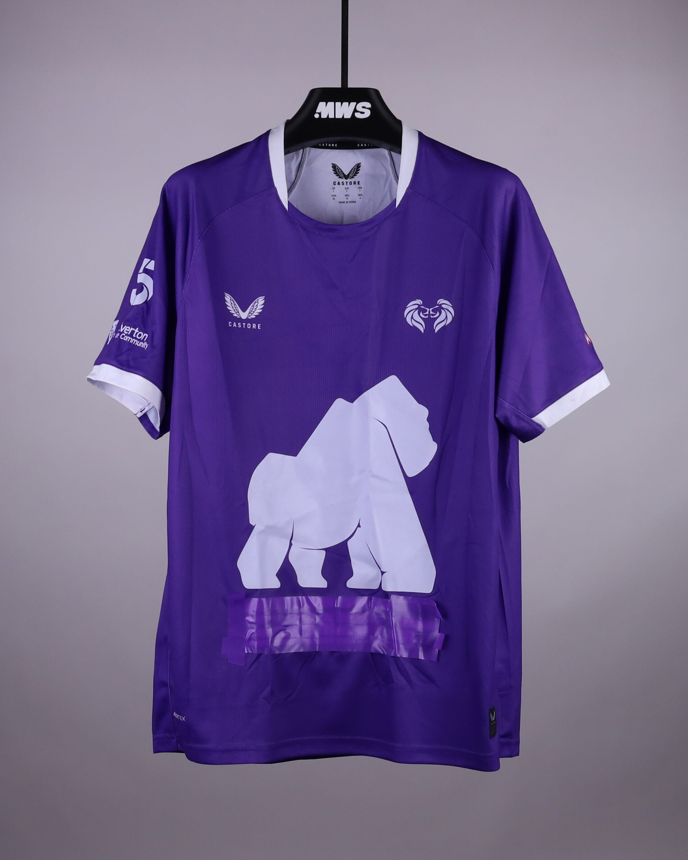 Tim Cahill Liverpool jersey