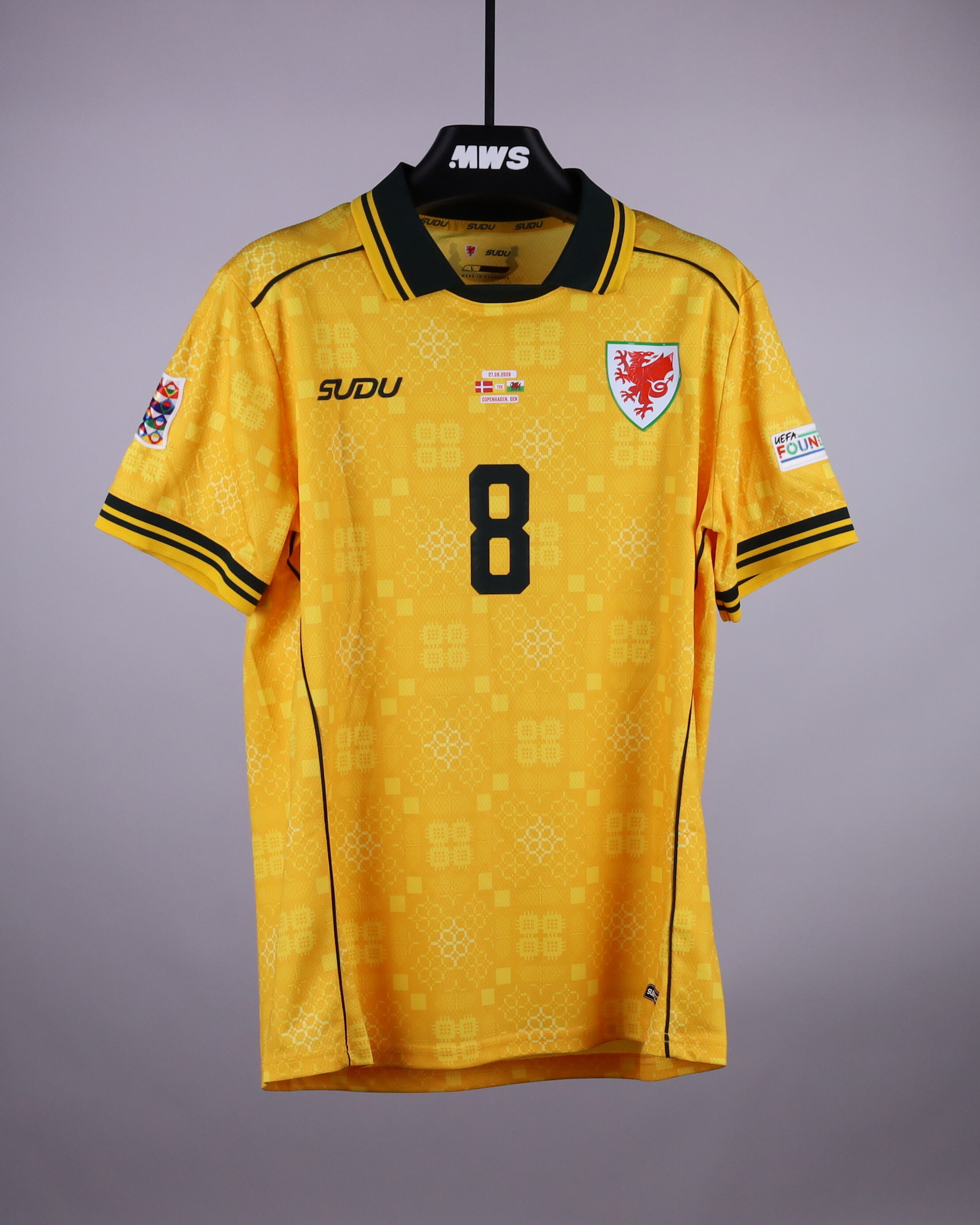 Wes Burns Wales jersey