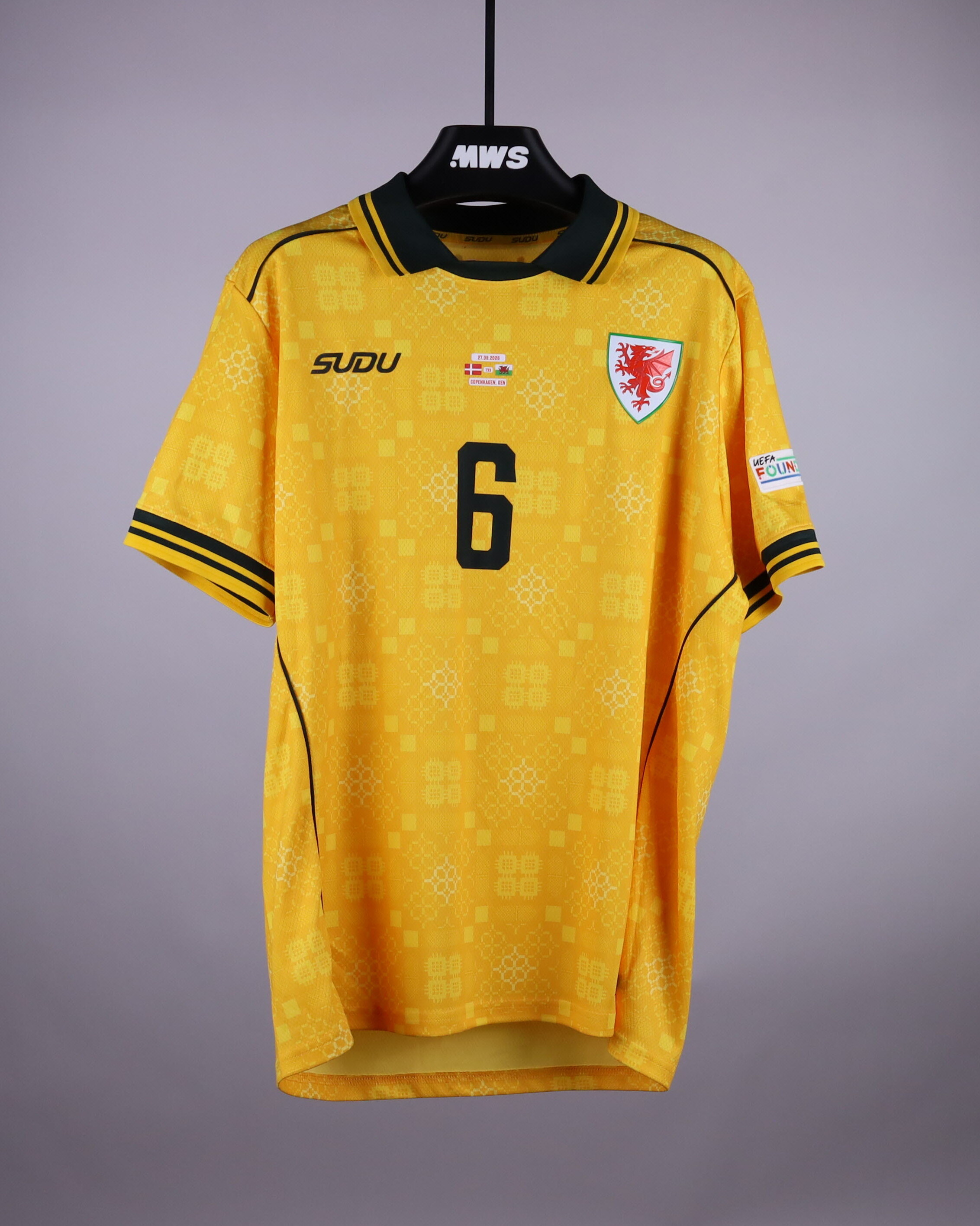 Benjamin Cabango Wales jersey