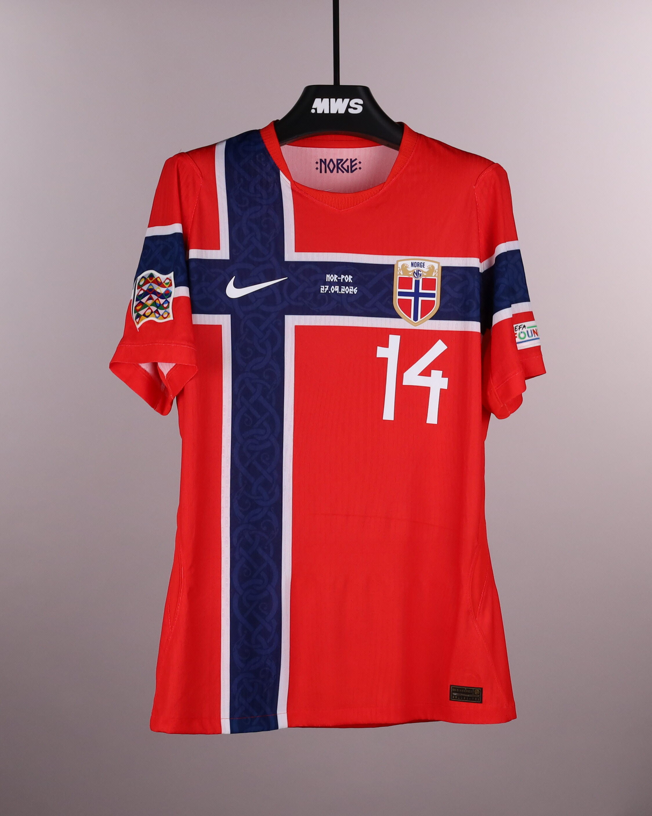 Julian Ryerson Norway のシャツ
