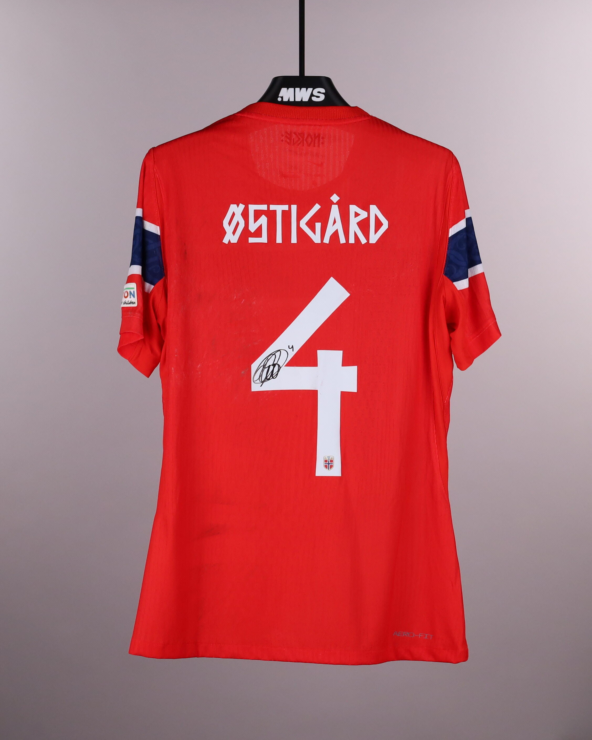 Leo Østigård Norway jersey