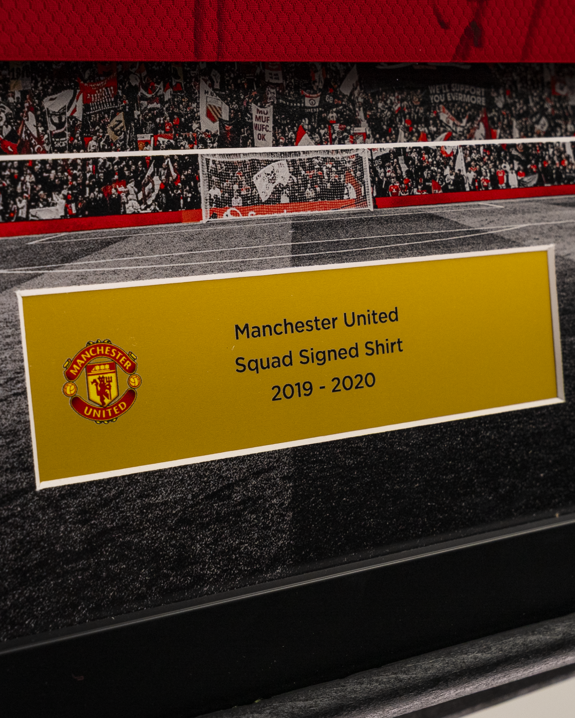 19/20 Manchester United Limited Edition Framed Squad Signed Shirt - 5