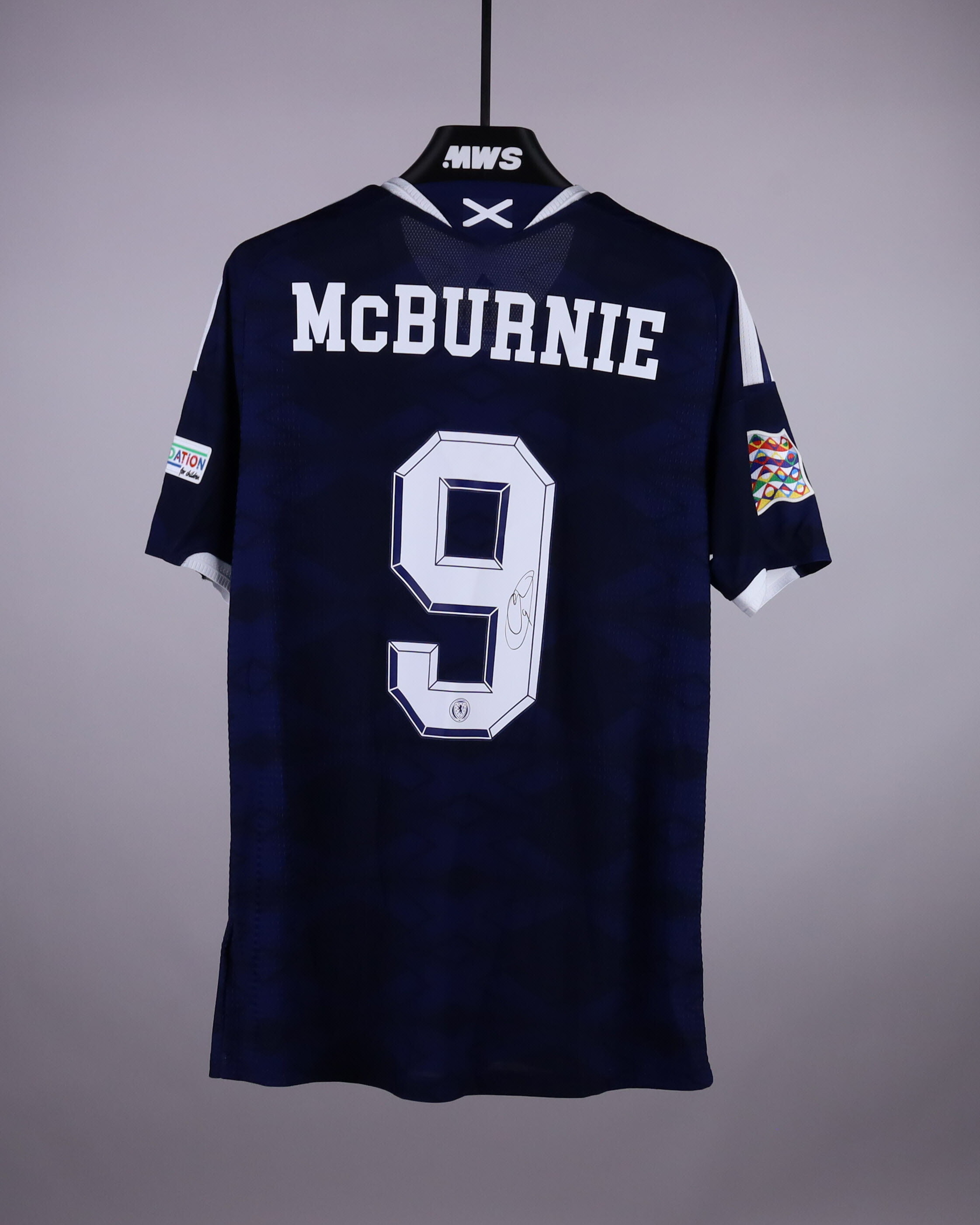 Scotland-Trikot von Oliver McBurnie