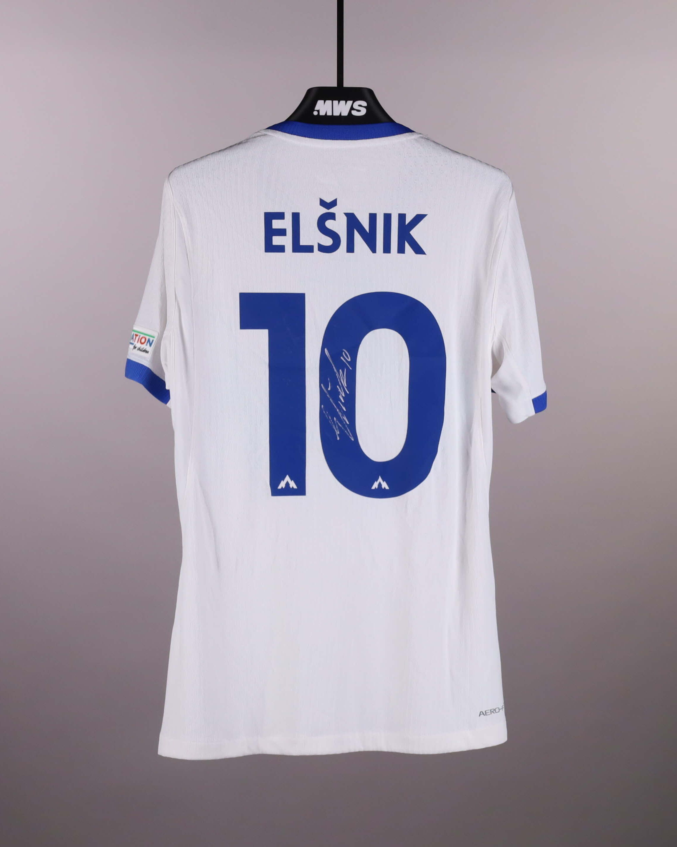 Timi Elšnik Slovenia jersey