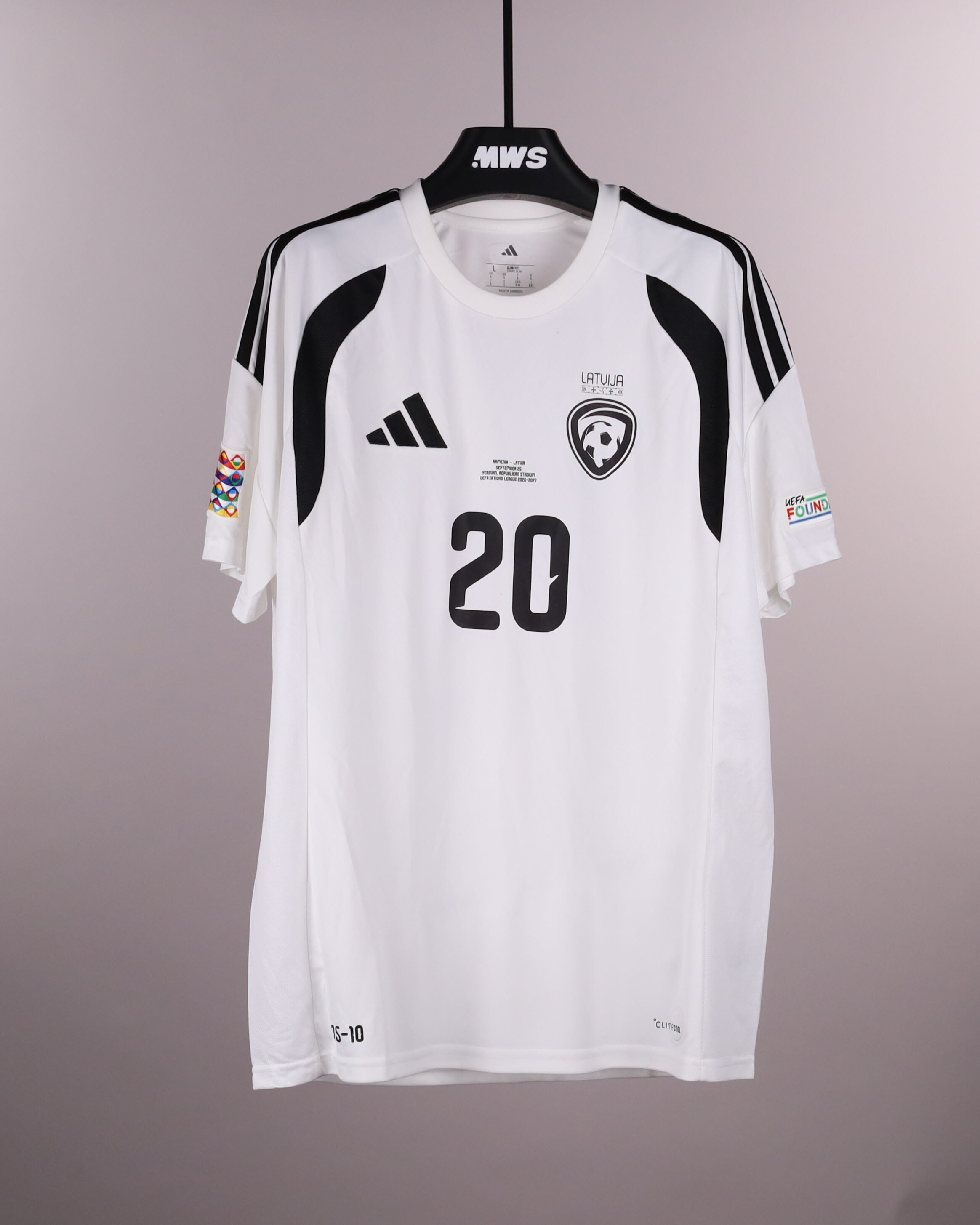 Latvia 팀의 Roberts Uldriķis 셔츠