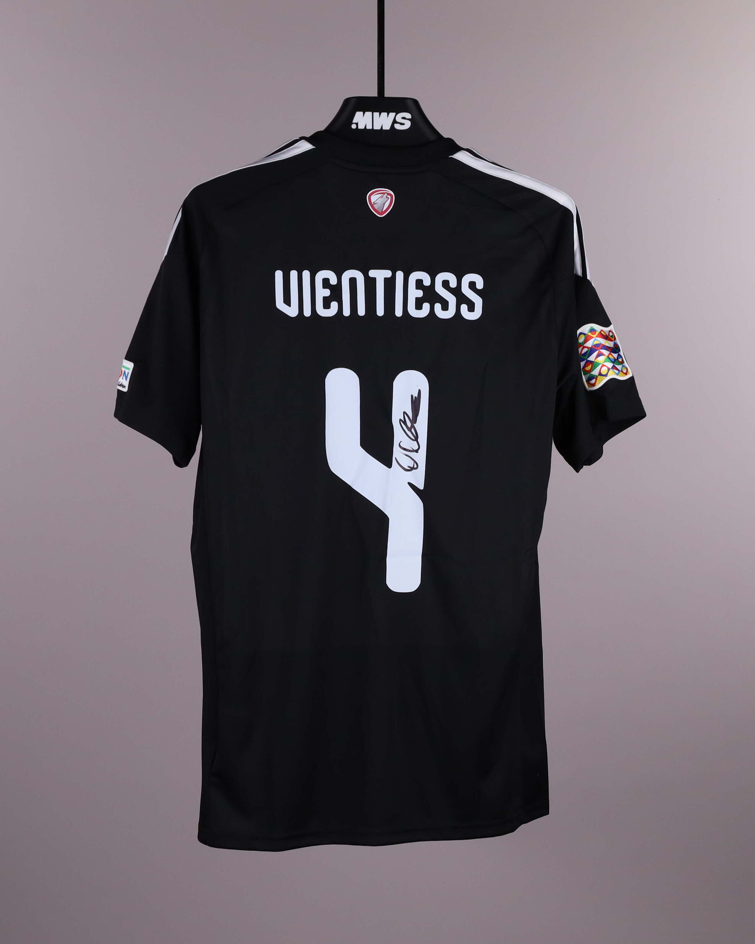 Oskars Vientiess Latvia jersey