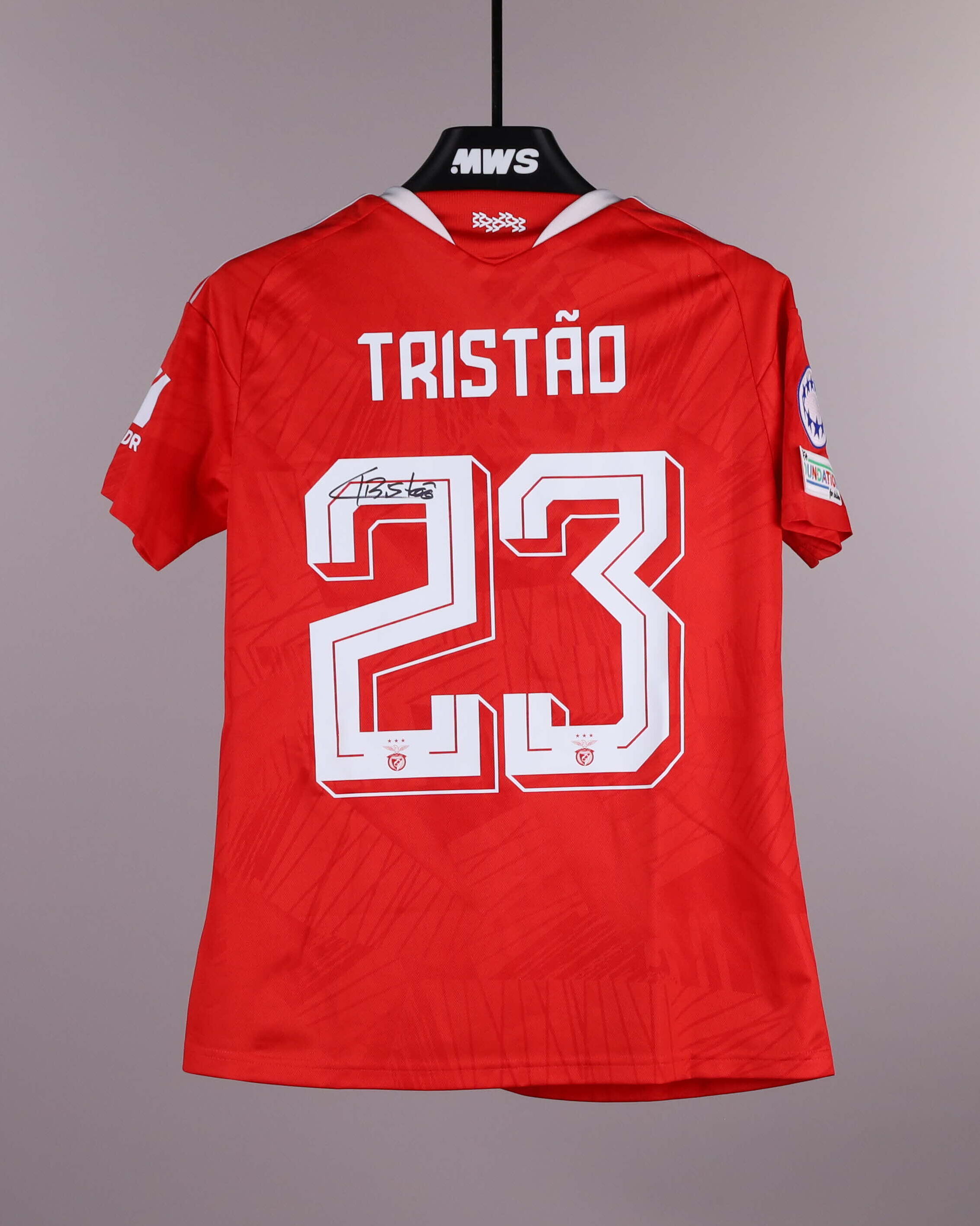 Carolina Tristão SL Benfica W shirt
