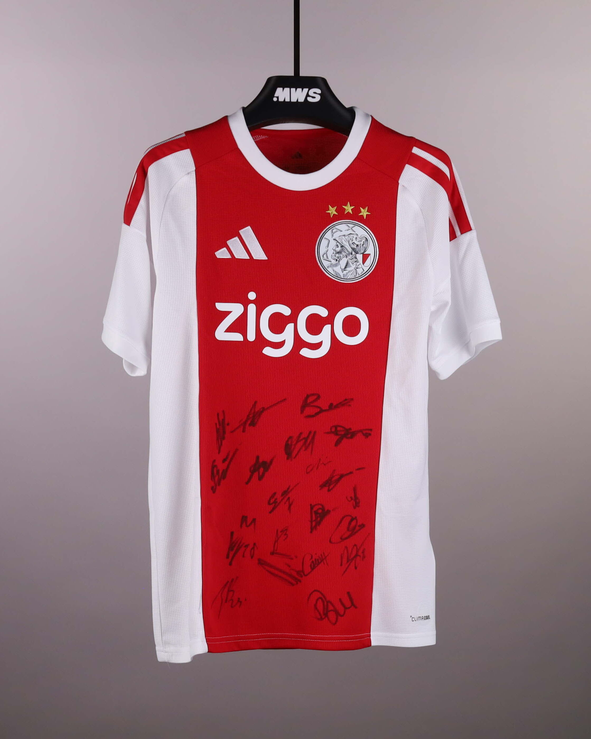 Squad Signed Shirt - 2 AFC Ajax shirt