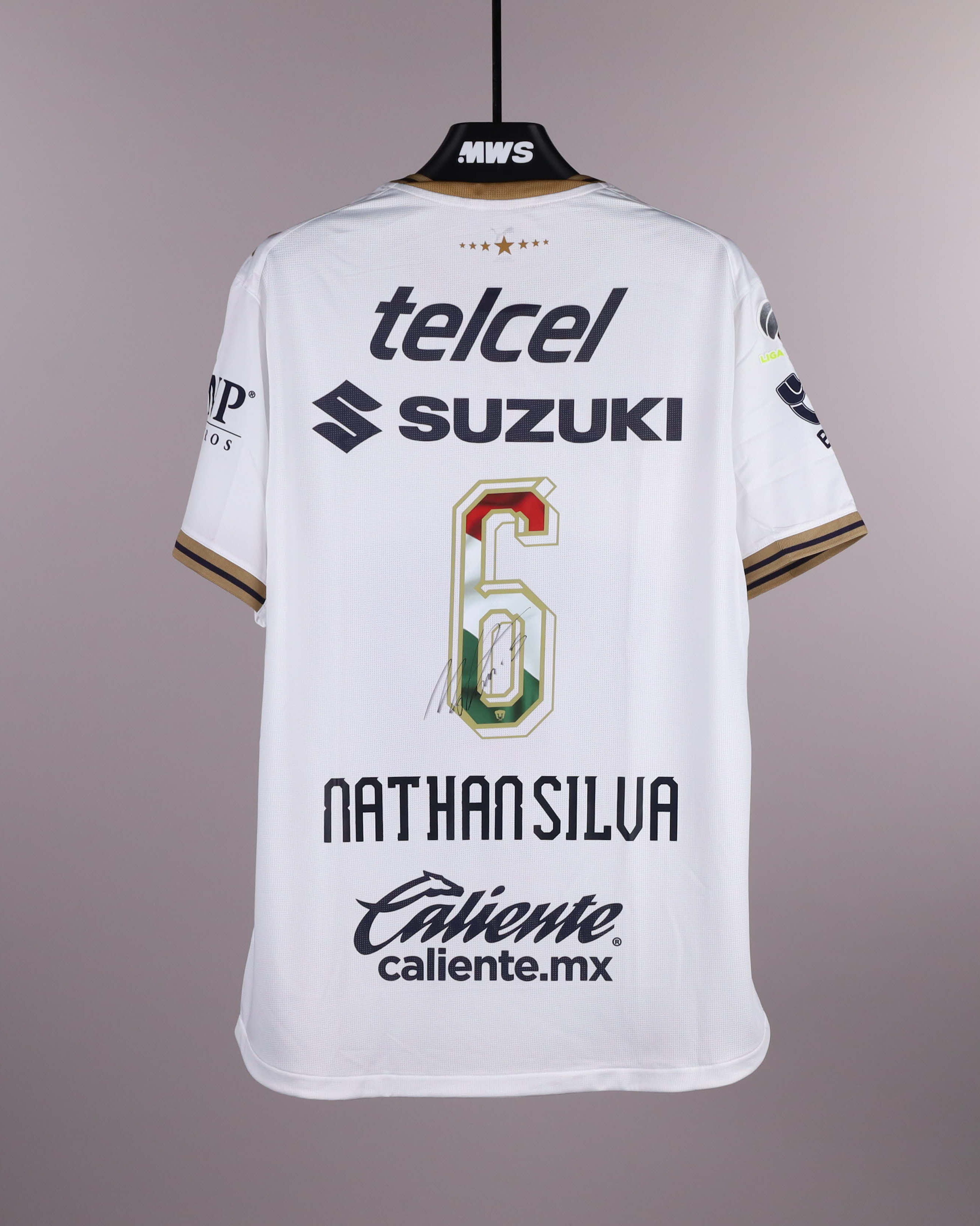 Nathanael Silva Pumas のシャツ
