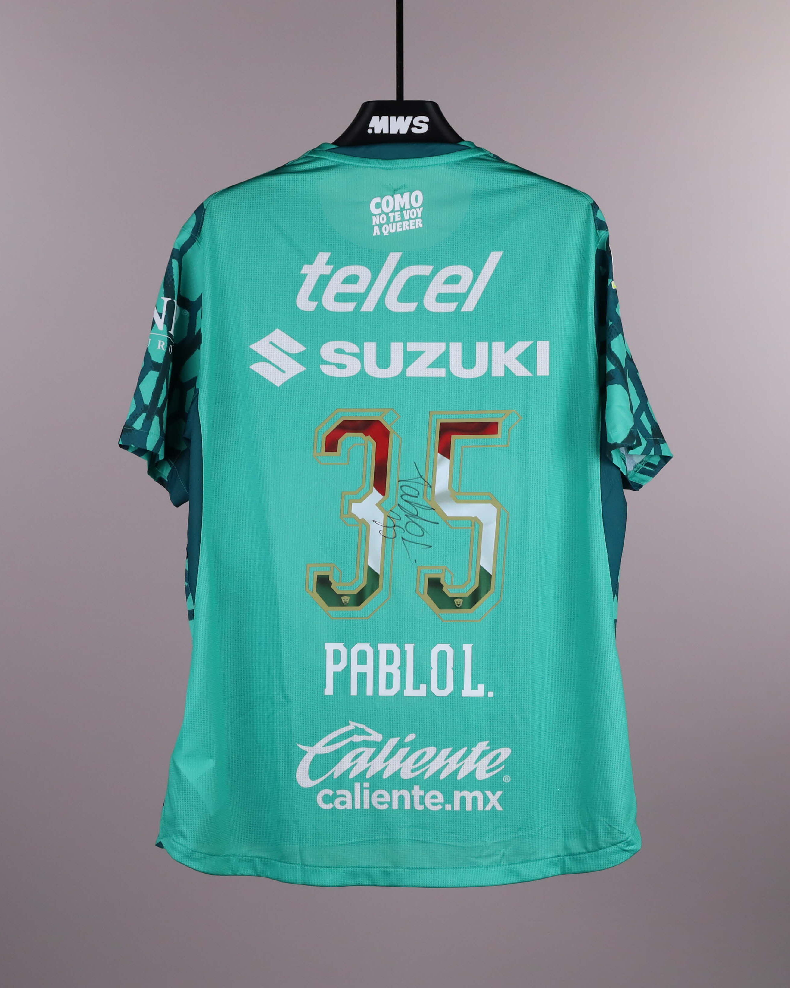 Pablo Lara Pumas のシャツ