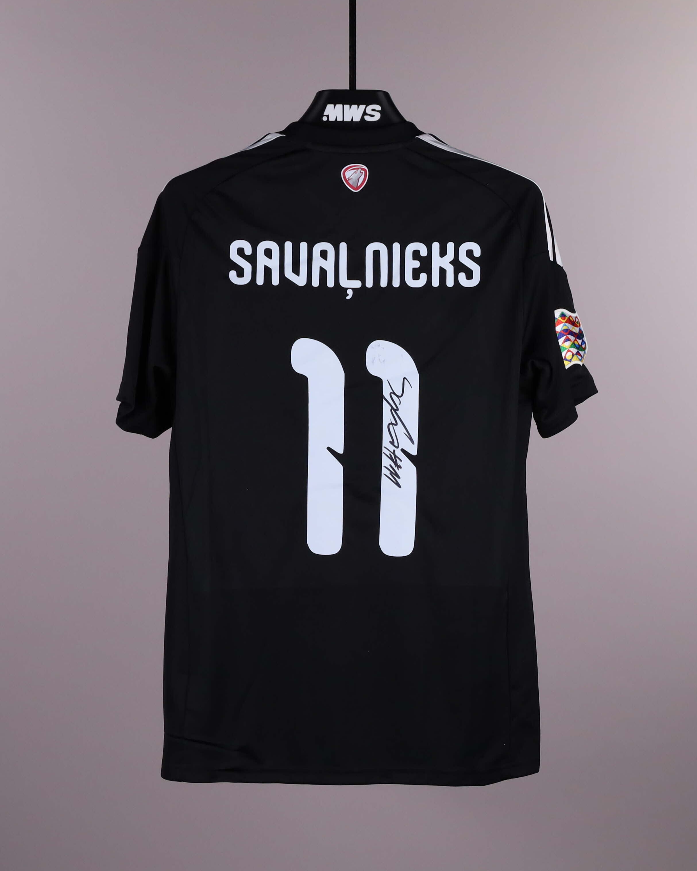 Roberts Savaļnieks Latvia jersey