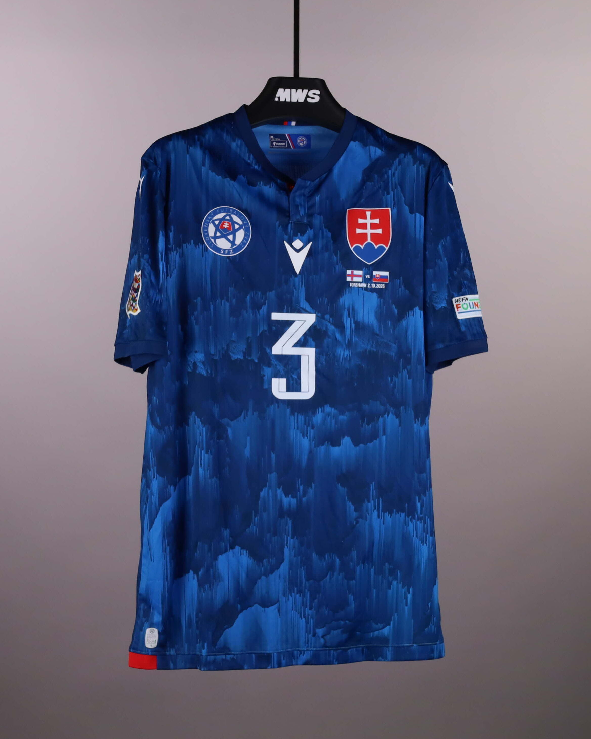 Slovakia-Trikot von Denis Vavro