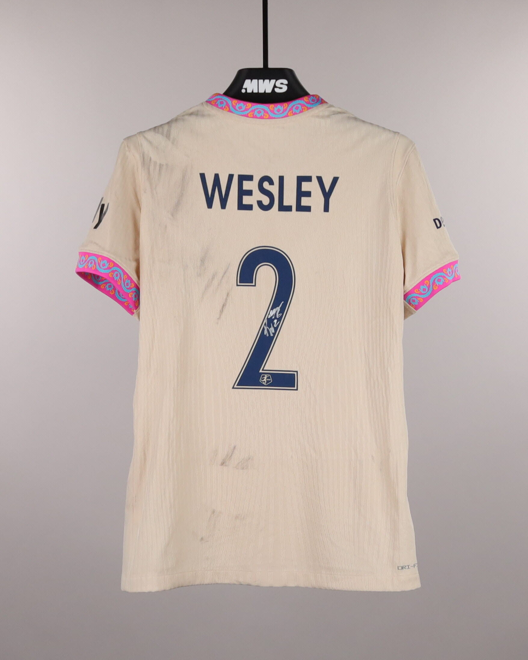 Kennedy Wesley San Diego Wave FC shirt