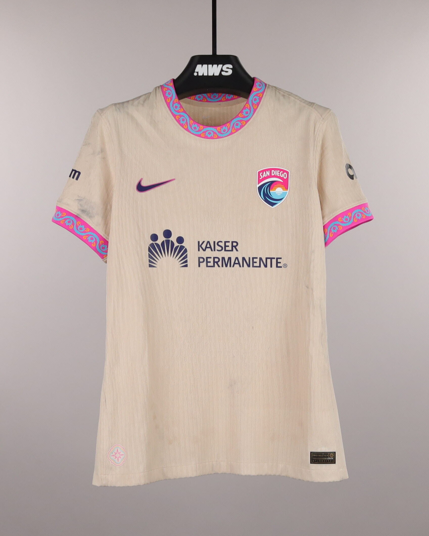 Kimmi Ascanio San Diego Wave FC shirt