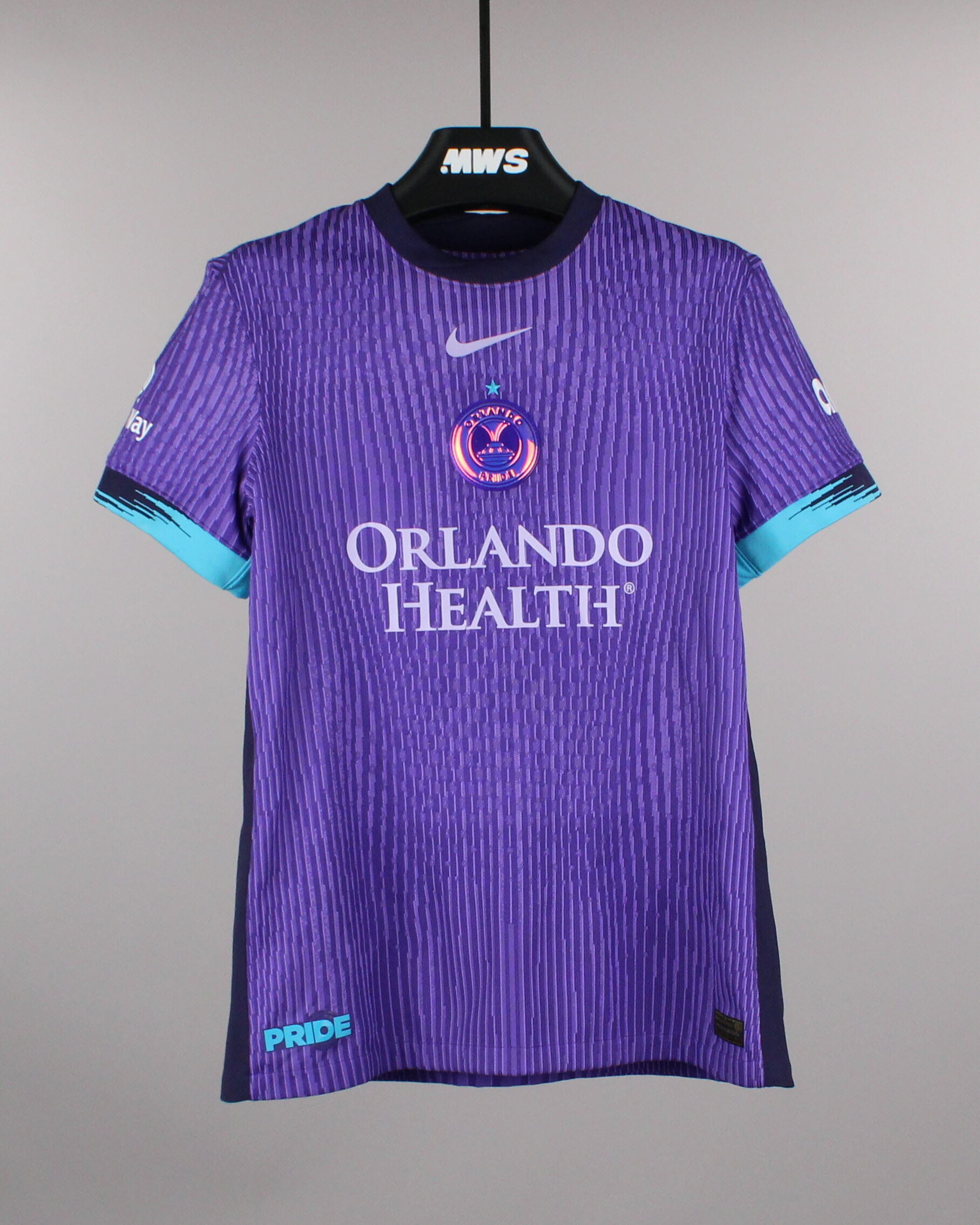 Marta Orlando Pride camisa.