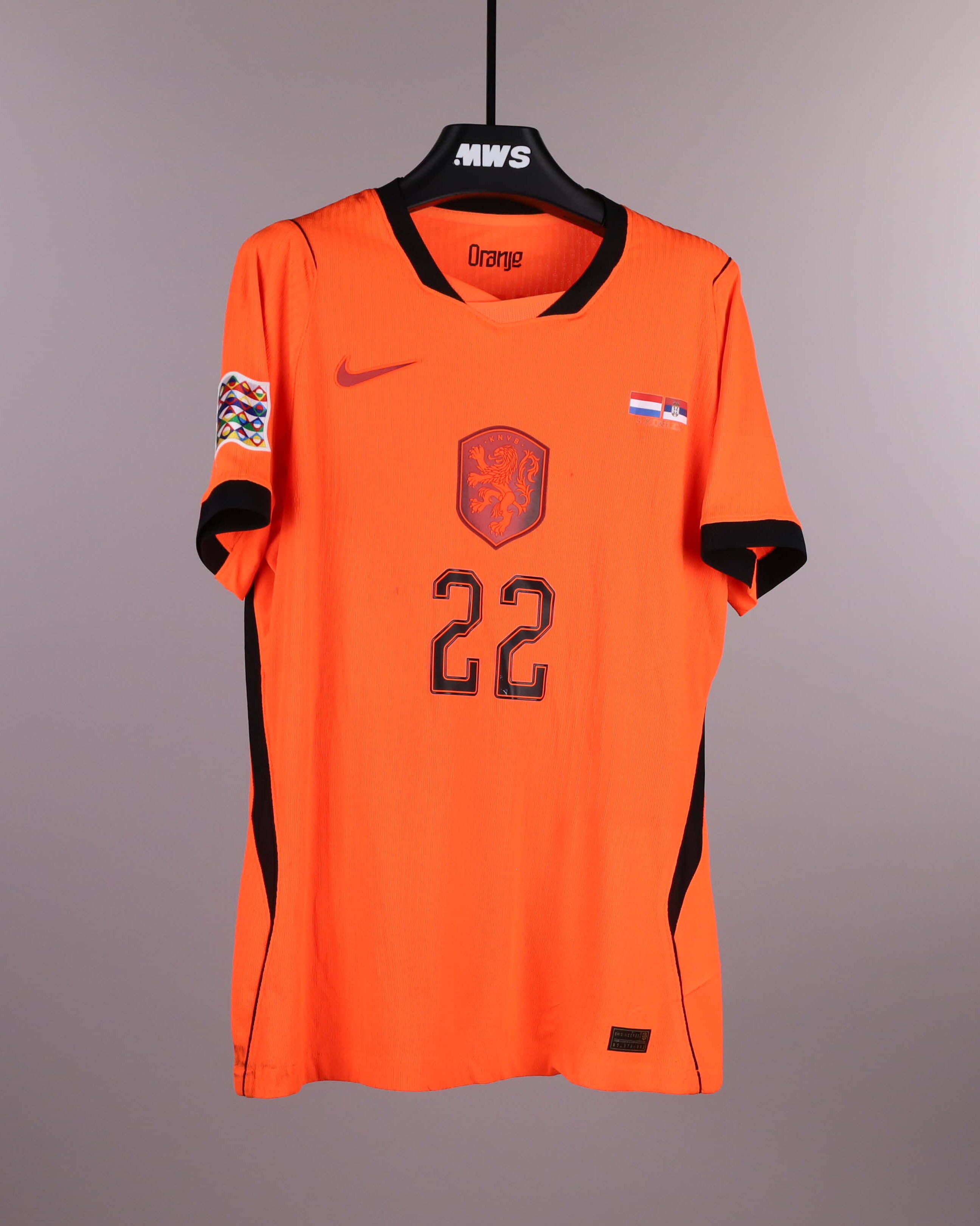 Denzel Dumfries Netherlands shirt