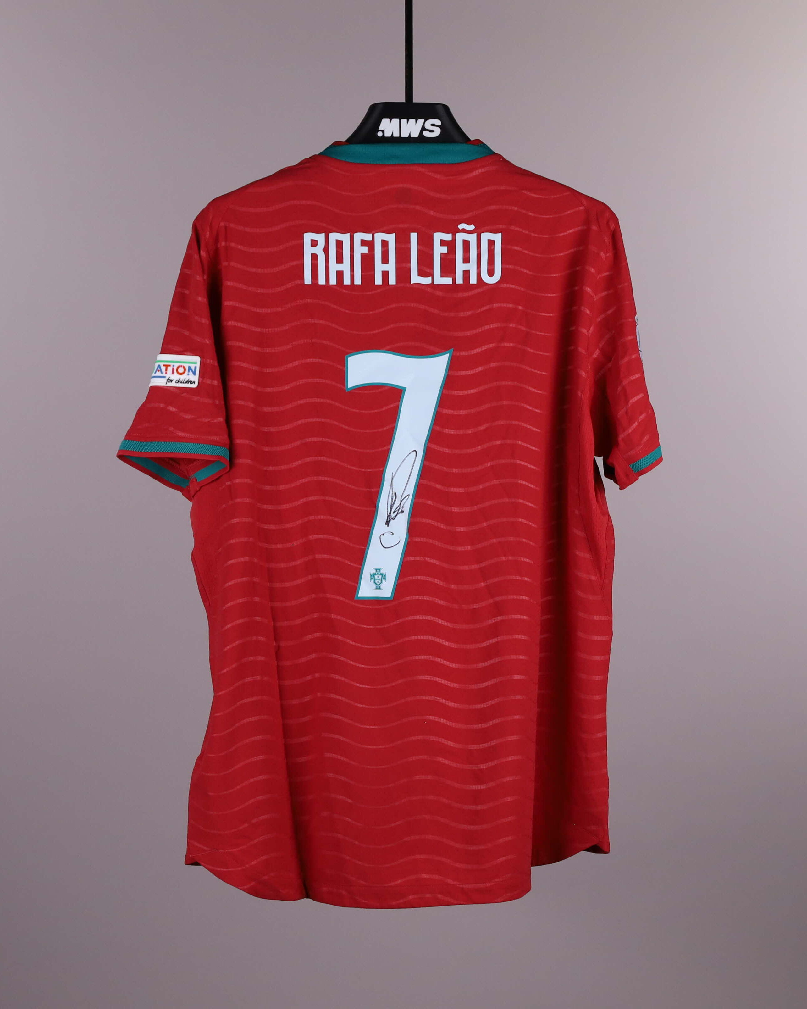 Rafael Leão Portugal shirt