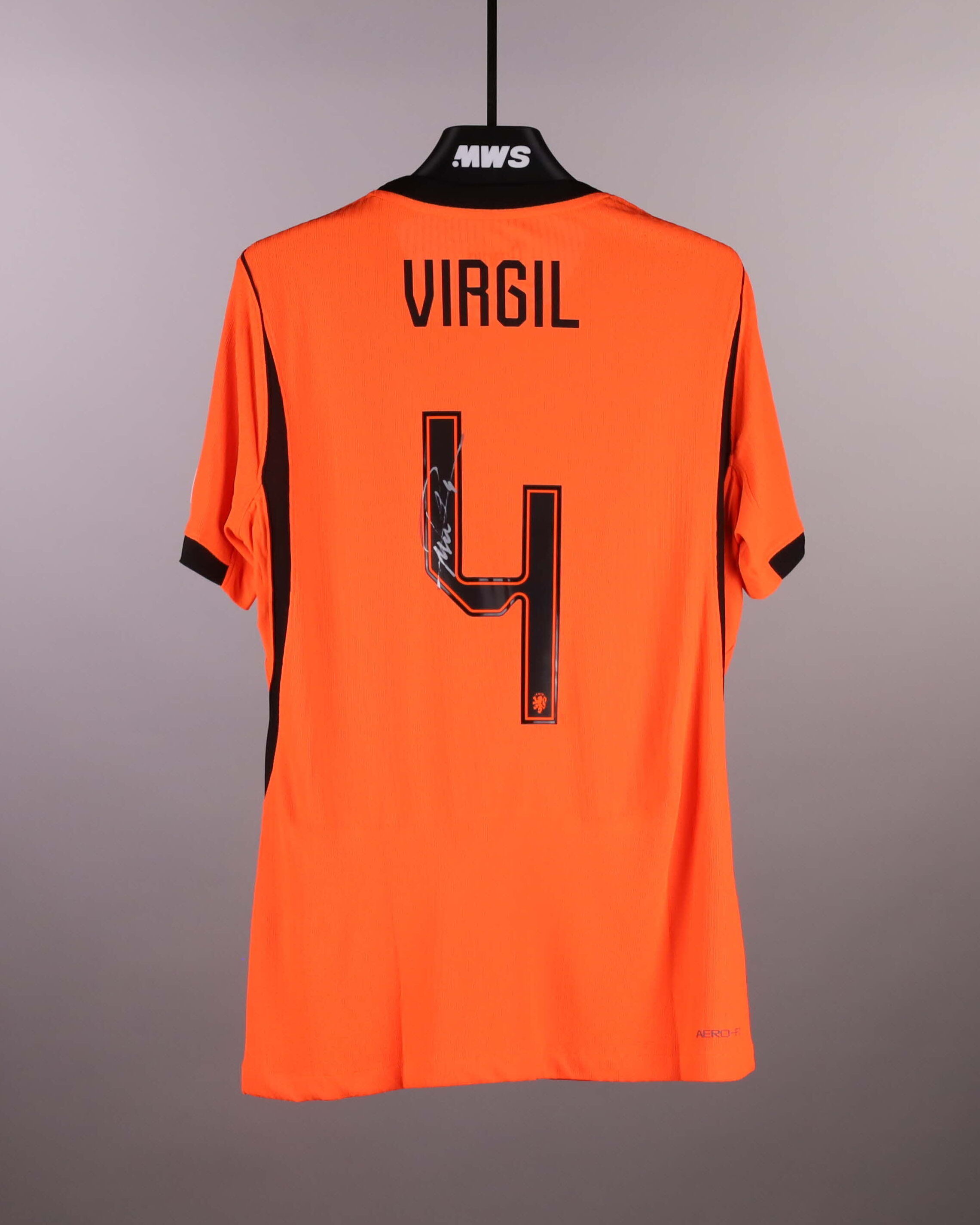 Niederlande-Trikot von Virgil van Dijk