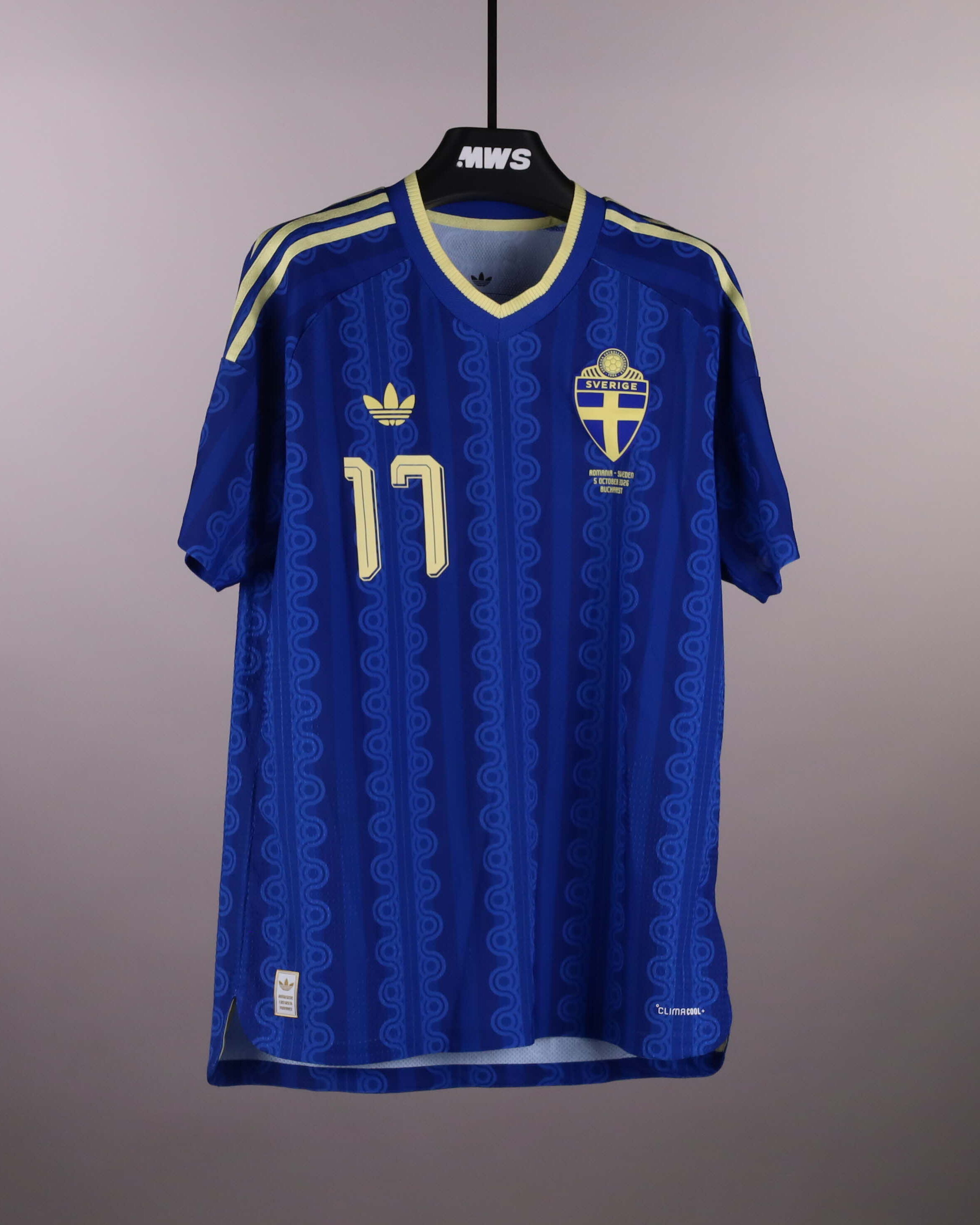 Viktor Gyökeres Sweden shirt