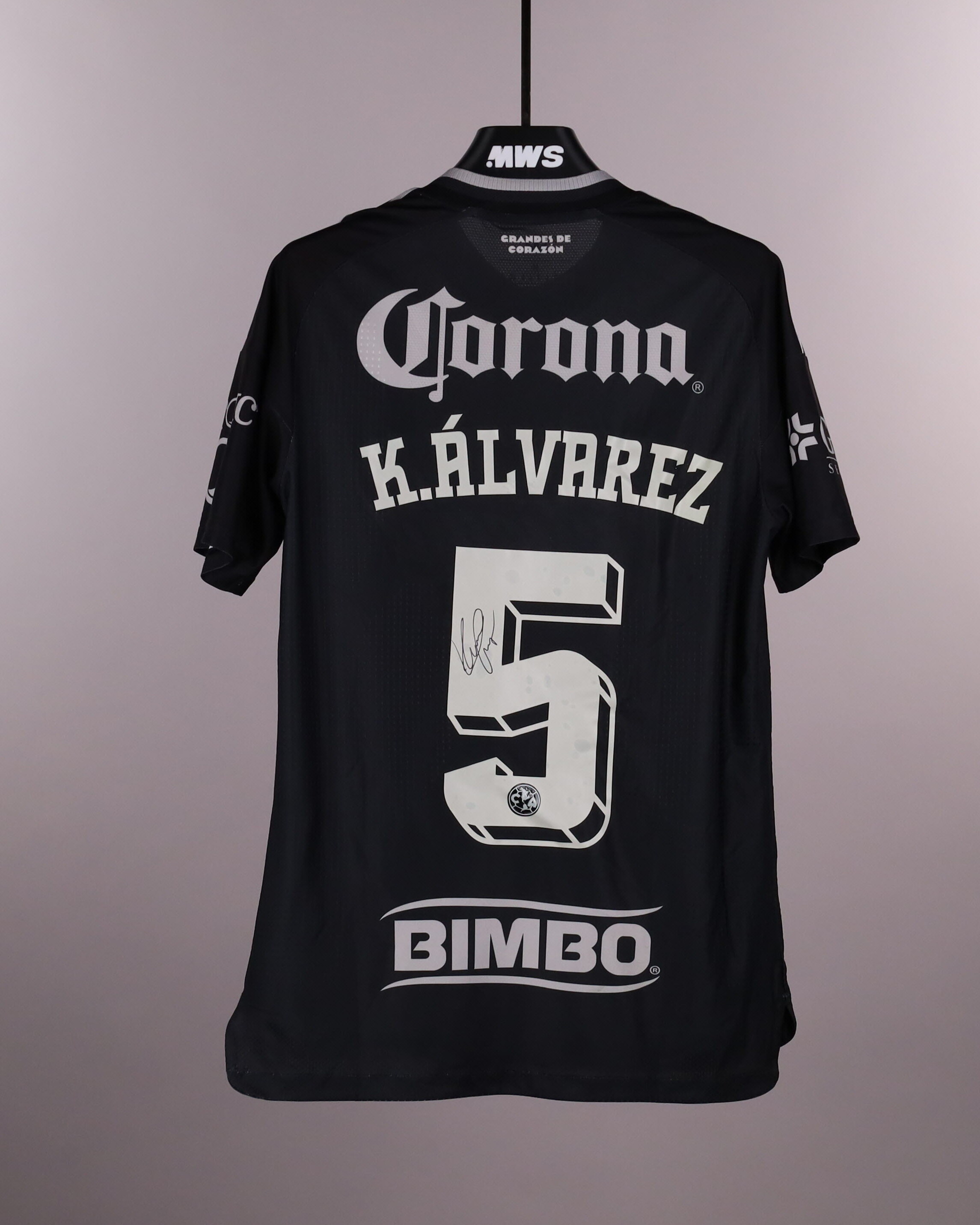 Kevin Álvarez Club América shirt