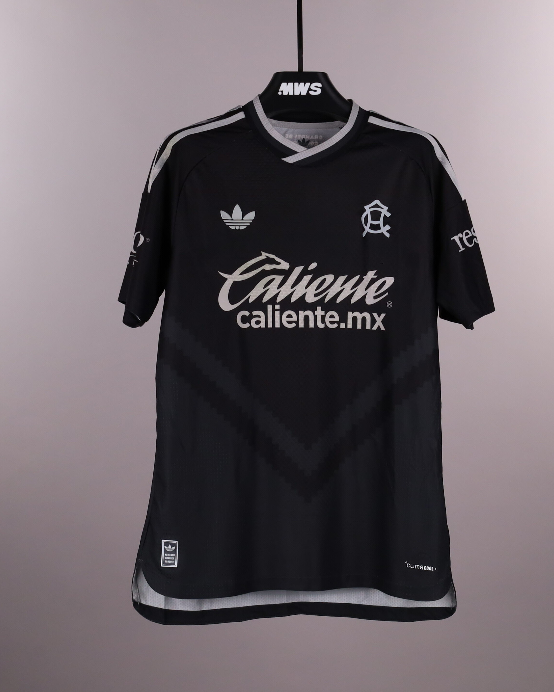 Alejandro Zendejas Club América shirt