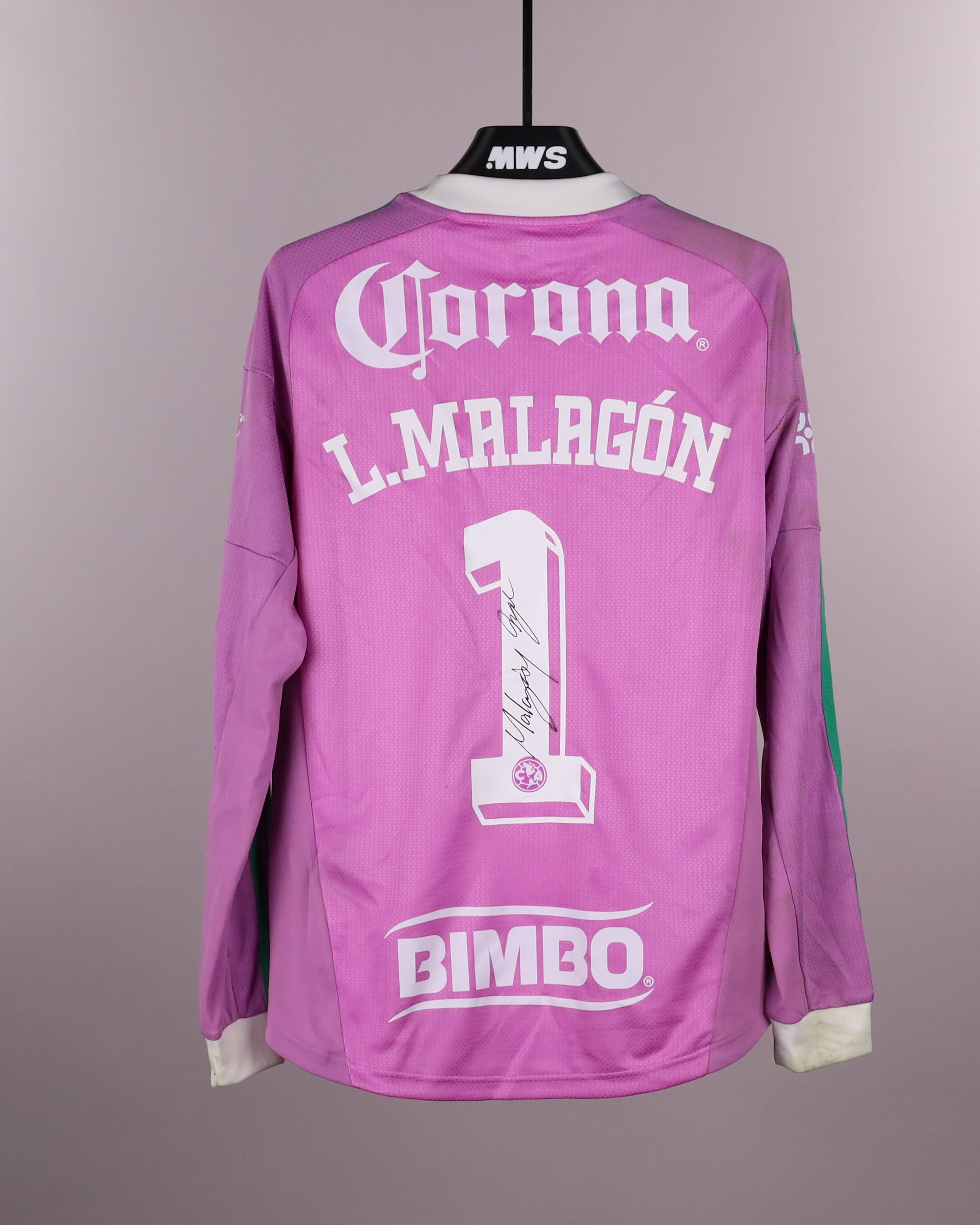 Ángel Malagón Club América shirt