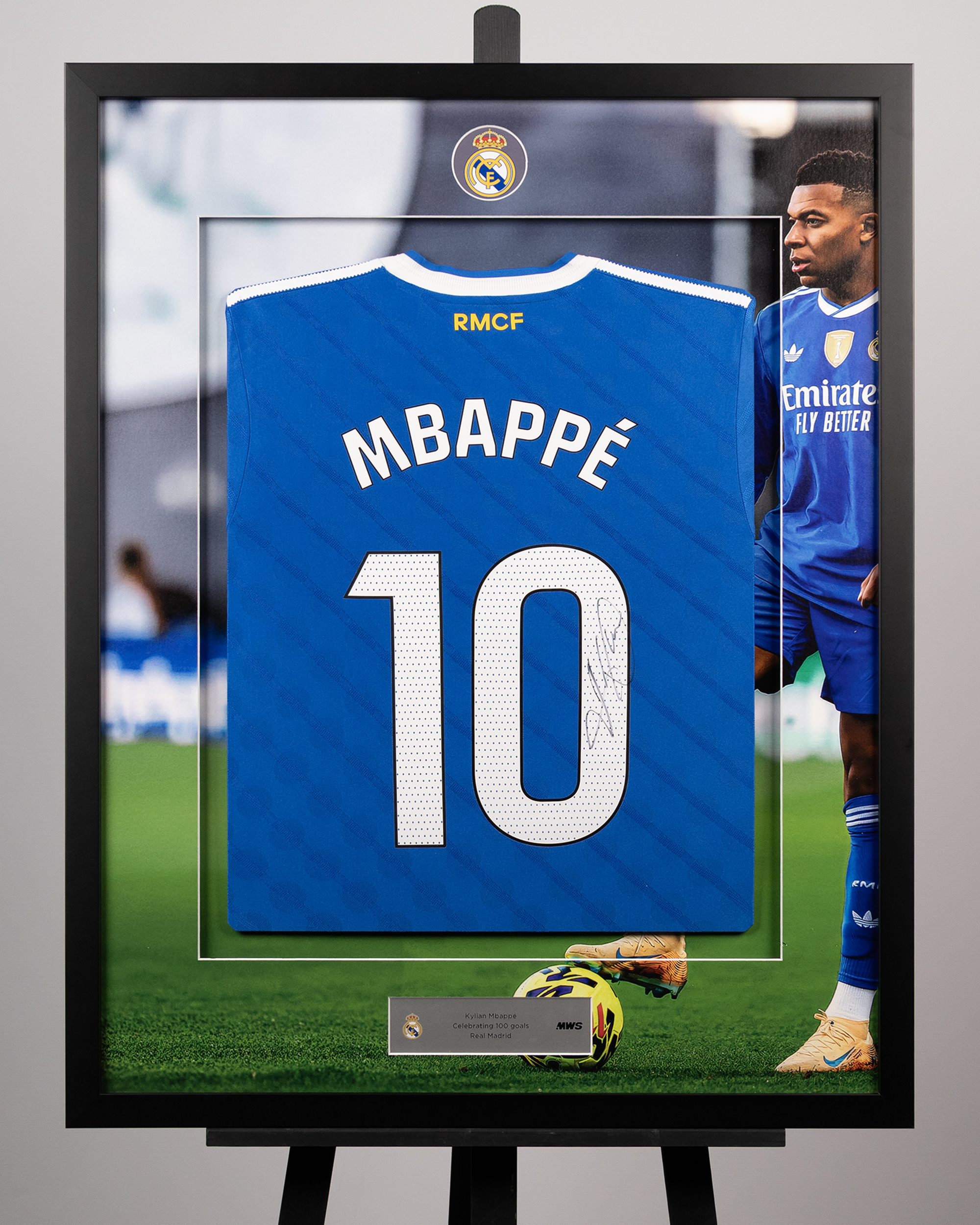Kylian Mbappé Limited Edition Frame - 2 Real Madrid shirt