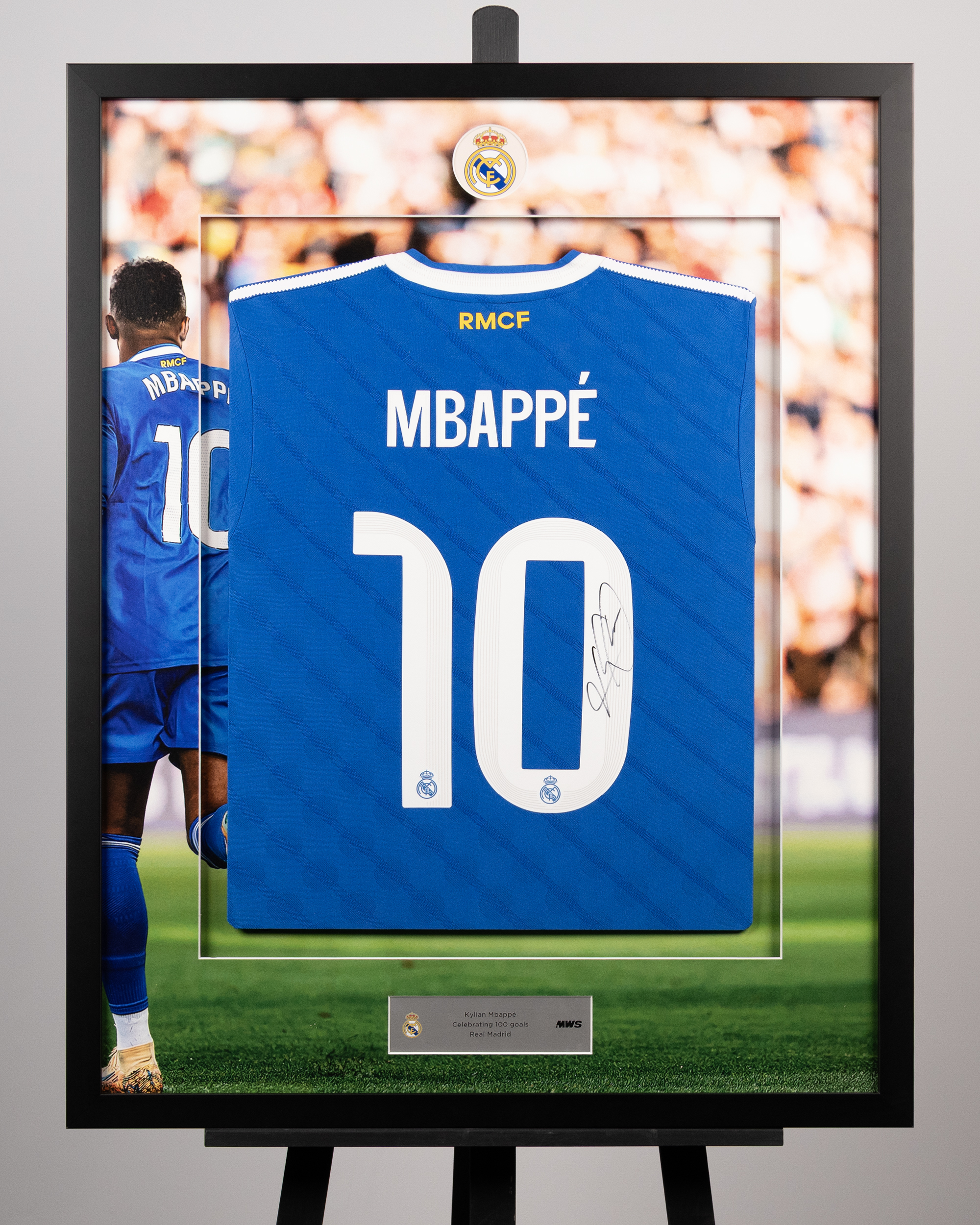 Kylian Mbappé Limited Edition Frame - 3 Real Madrid shirt