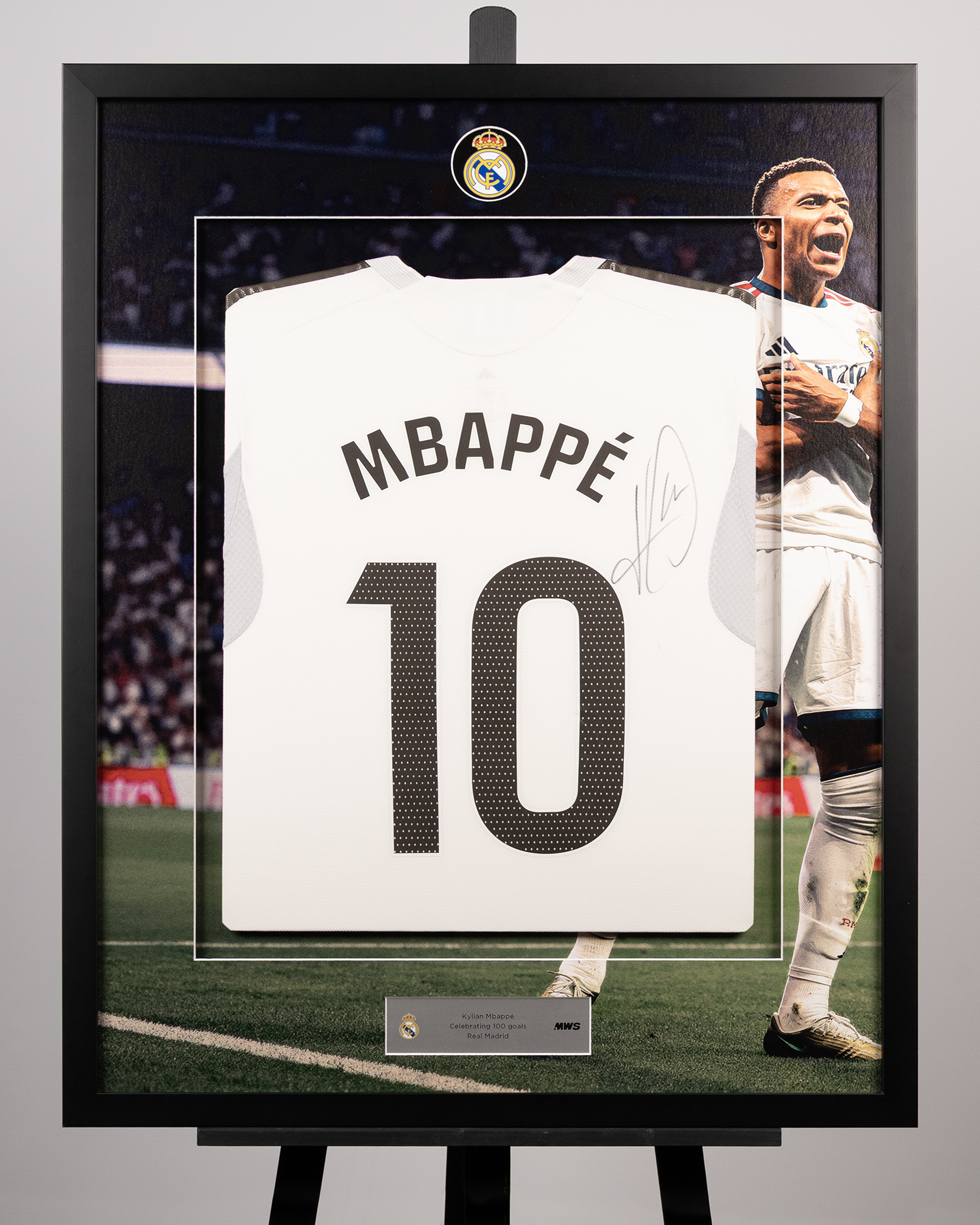 Kylian Mbappé Limited Edition Frame - 5 Real Madrid shirt
