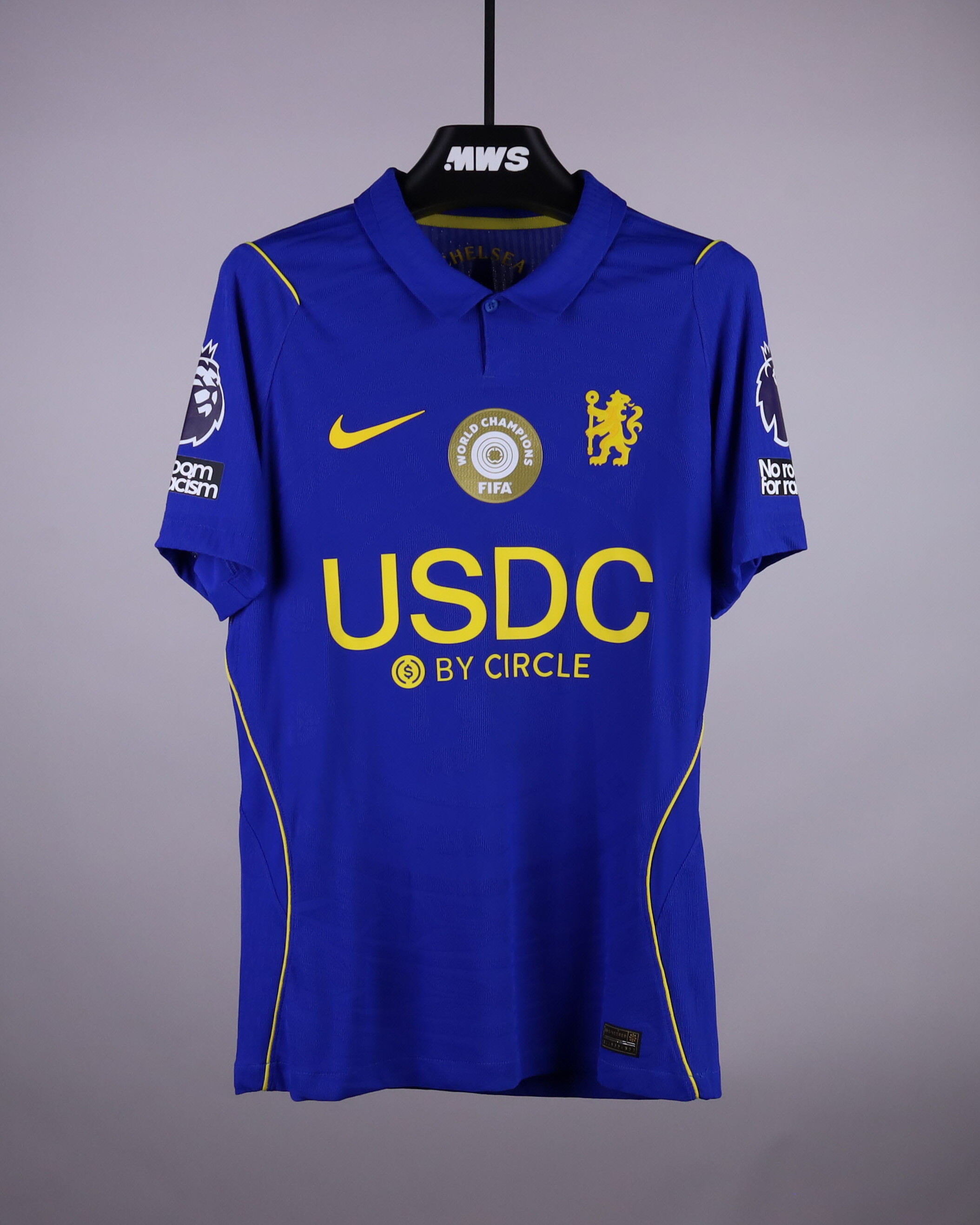 Pep Chavarría  Chelsea shirt