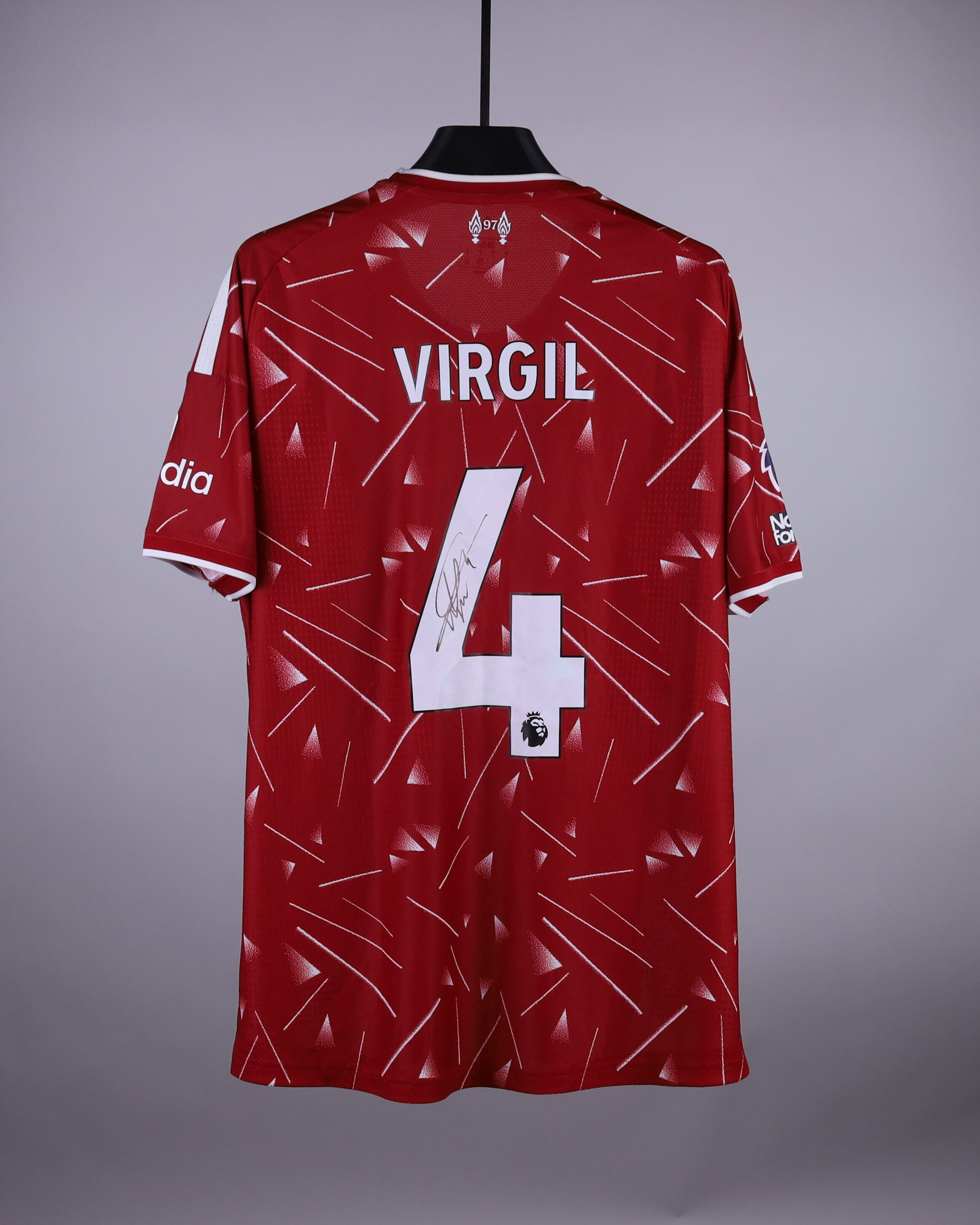 Virgil van Dijk Liverpool shirt