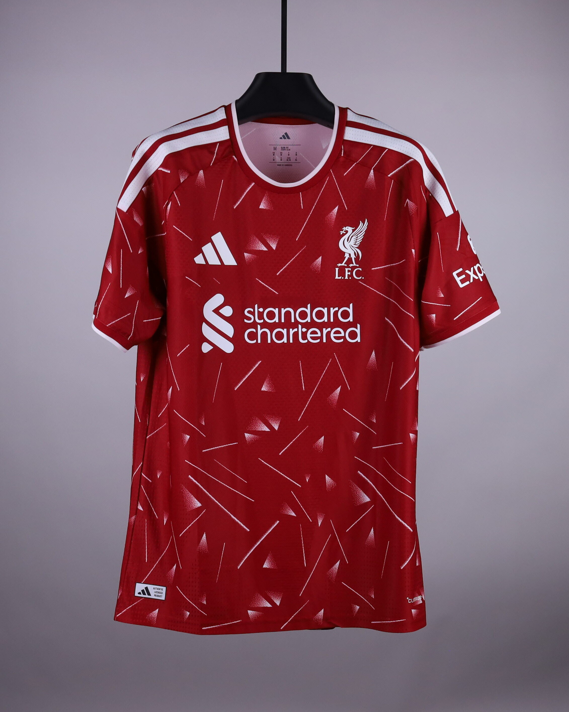 Rio Ngumoha Liverpool shirt