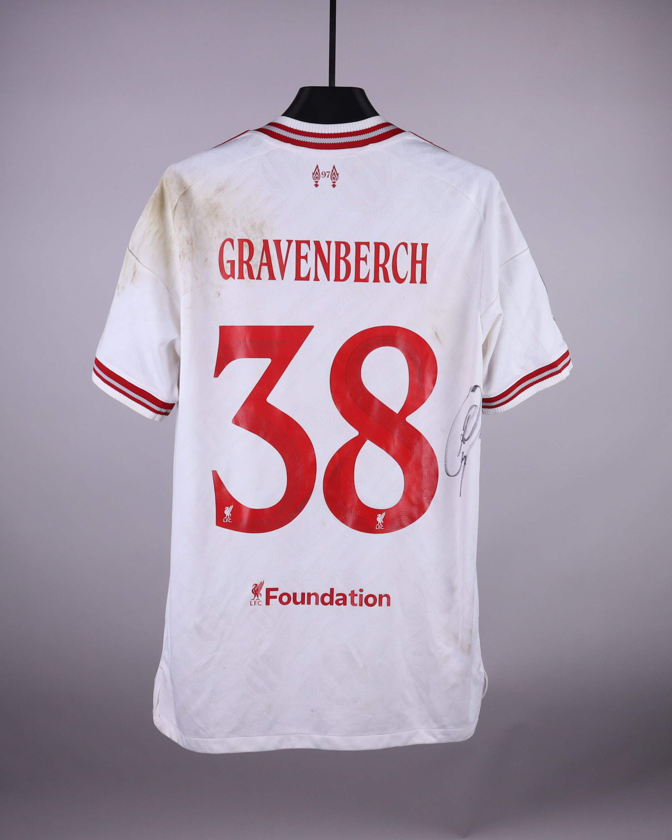 Ryan Gravenberch Liverpool camisa.