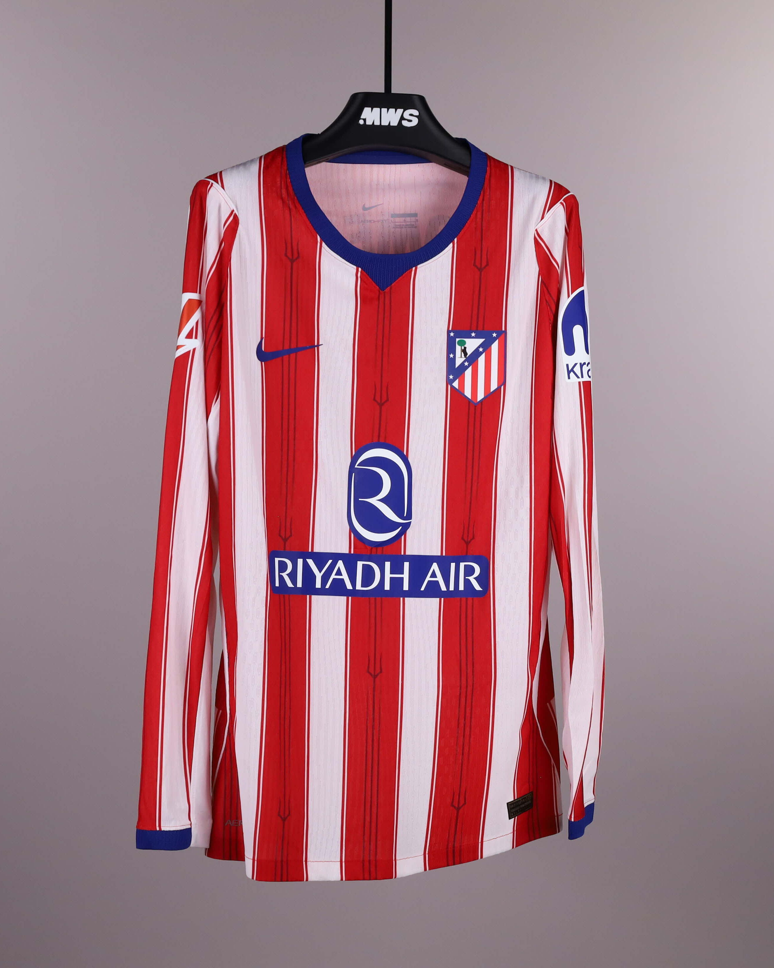 Cristian Romero Atlético de Madrid shirt