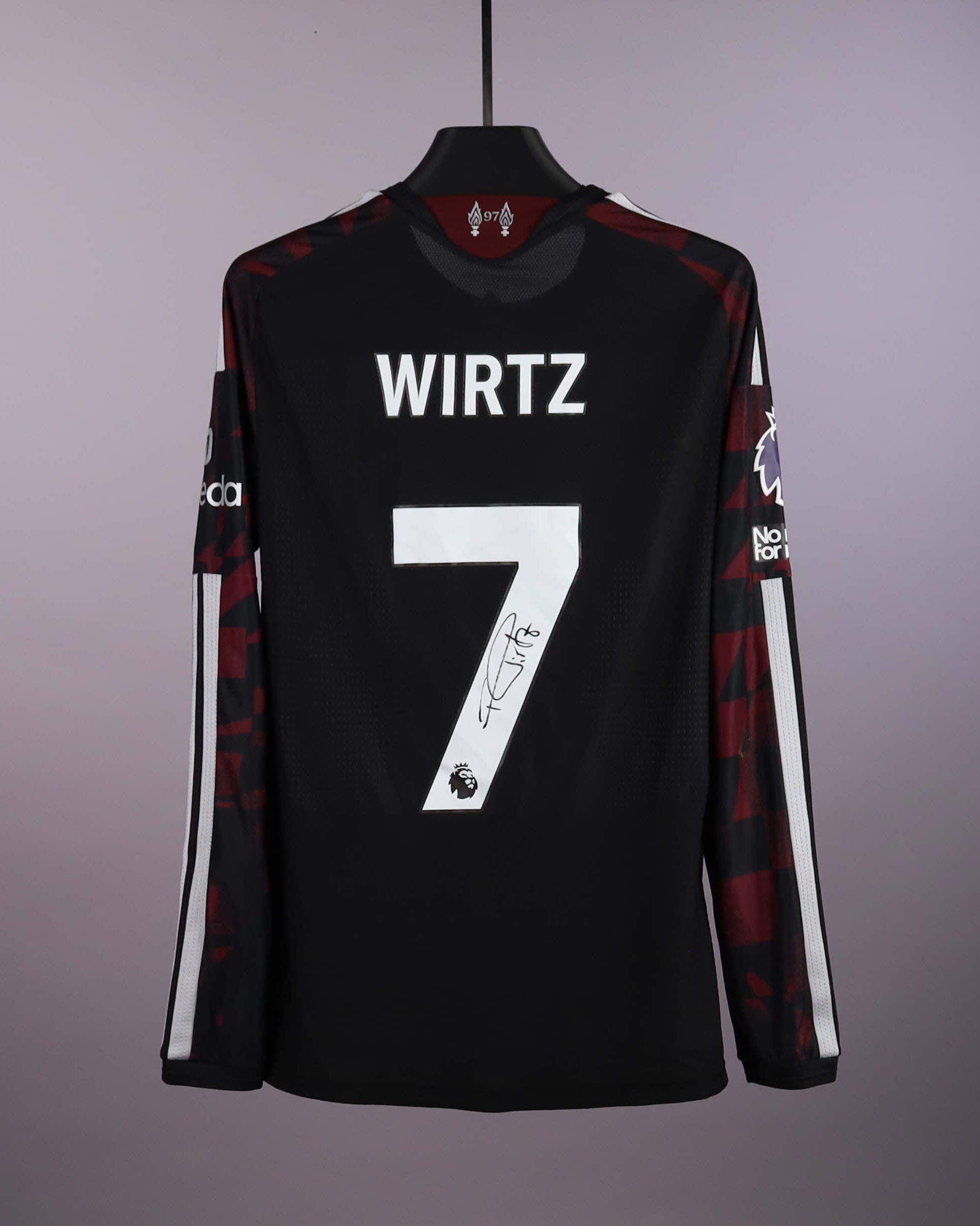 Florian Wirtz Liverpool camisa.
