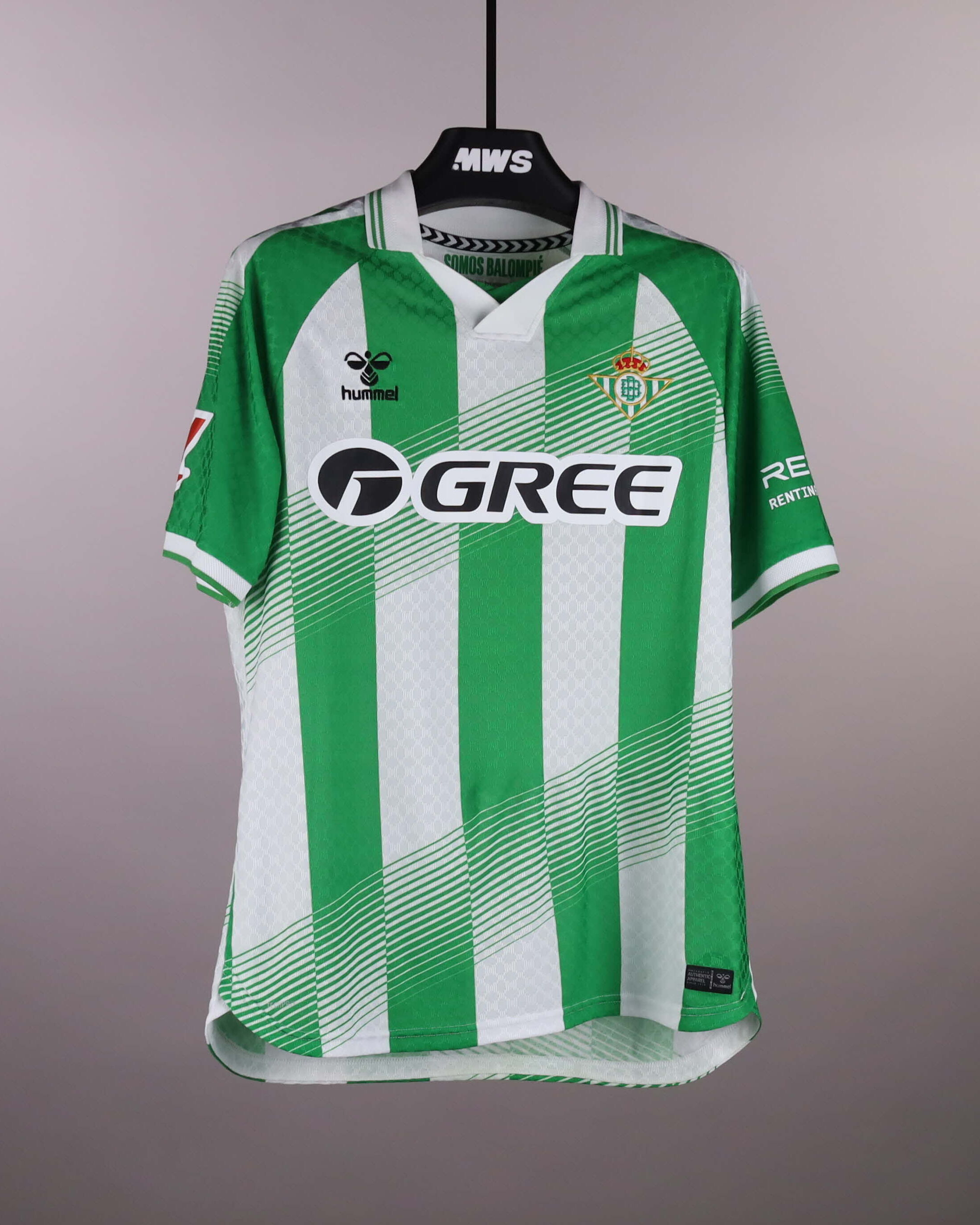 Cucho Hernández Real Betis shirt