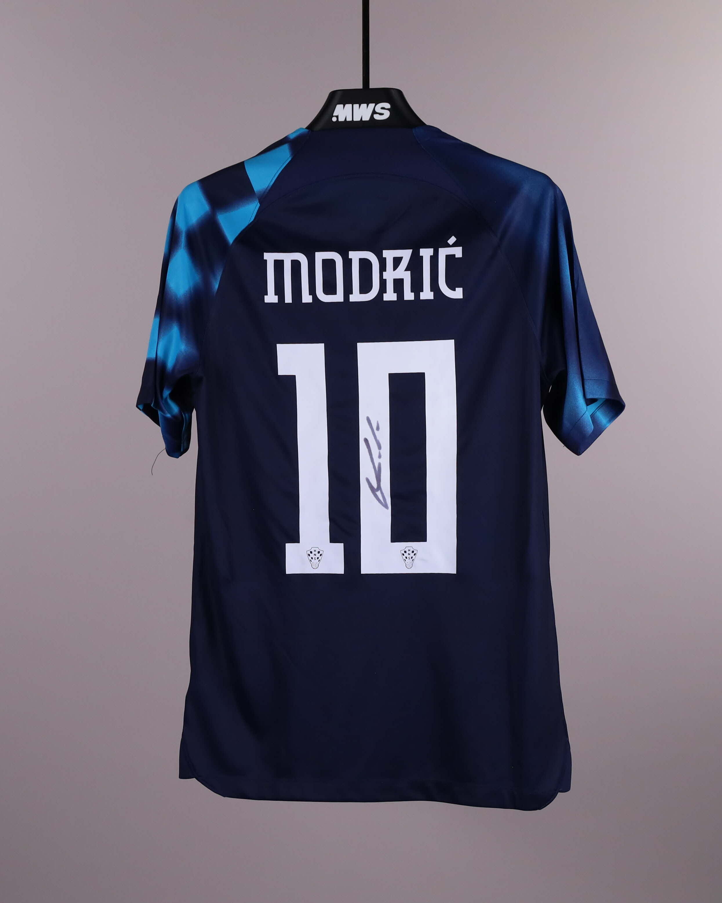 Maglia di Luka Modrić Signed Croatia Away Shirt 22/23 | 3 (Croazia)