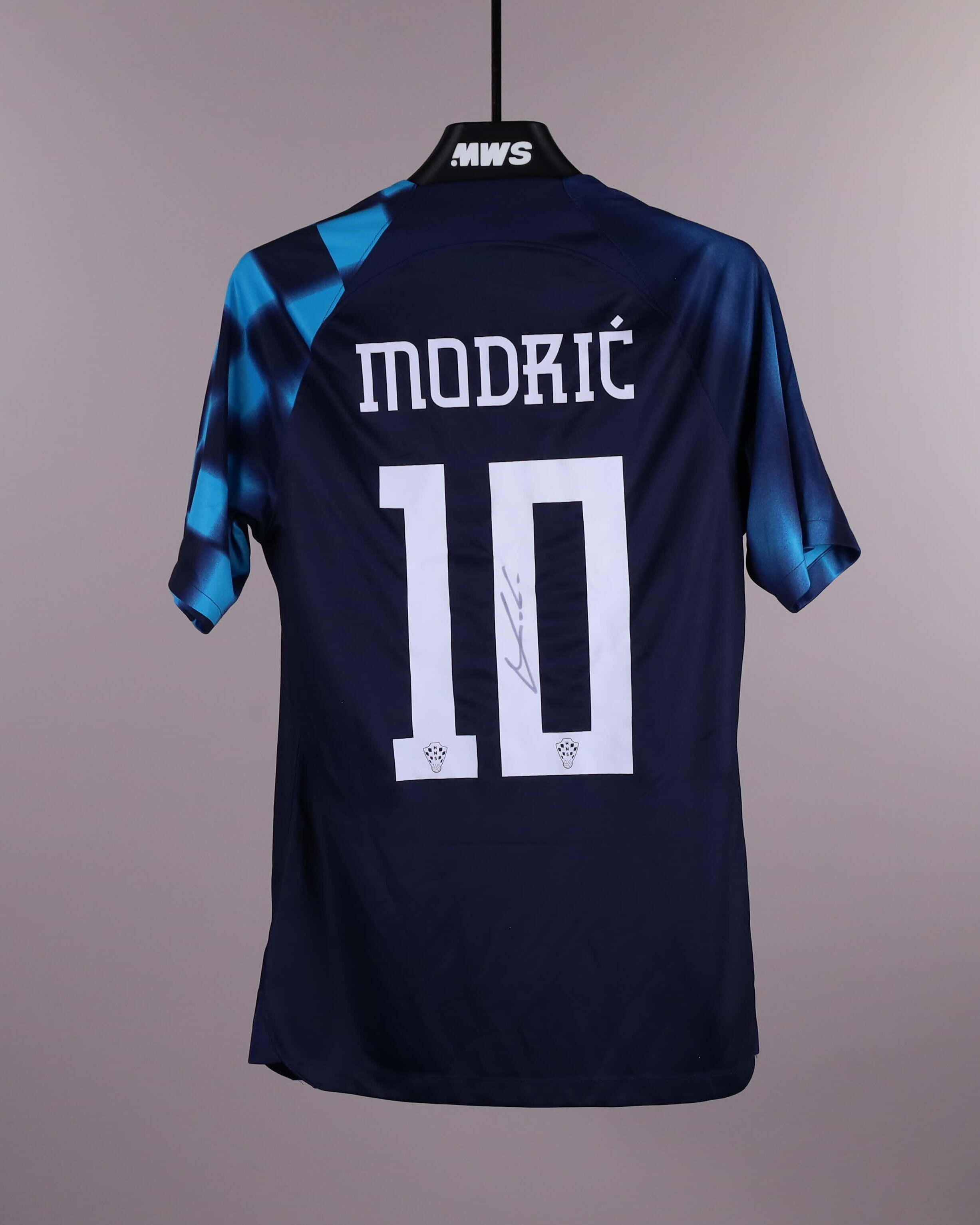Maglia di Luka Modrić Signed Croatia Away Shirt 22/23 | 7 (Croazia)