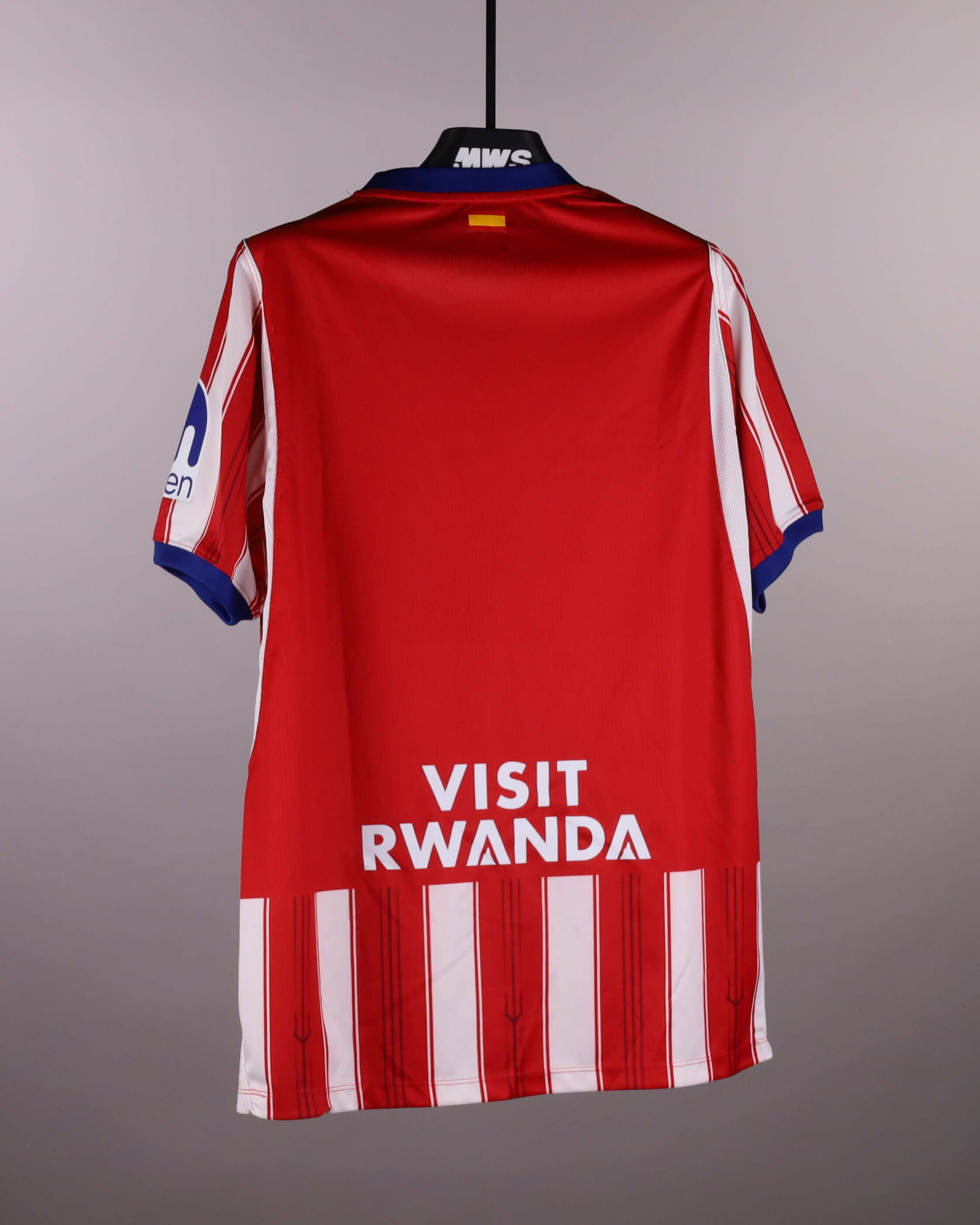 Squad Signed Shirt - 1