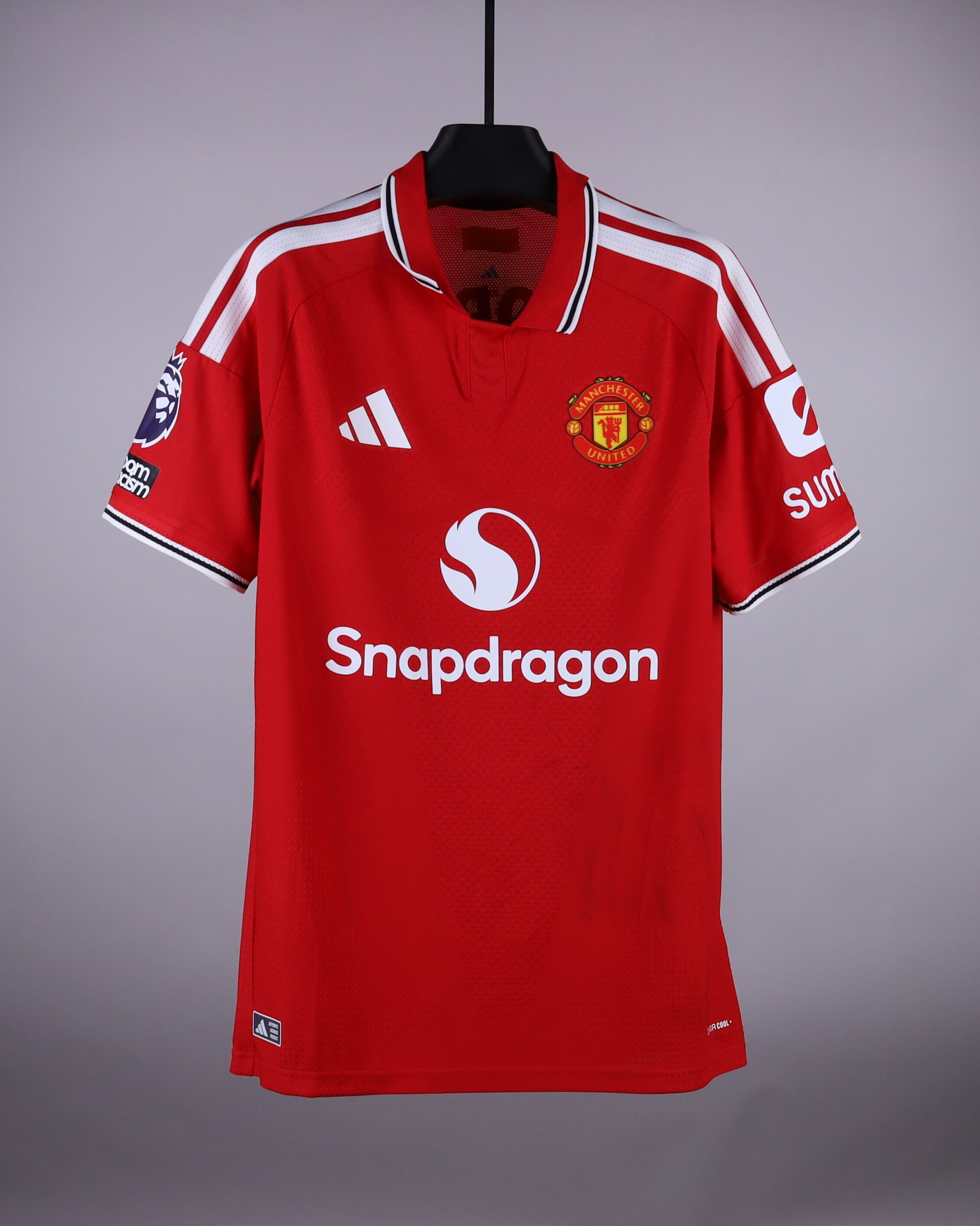 Manchester United-Trikot von Leny Yoro
